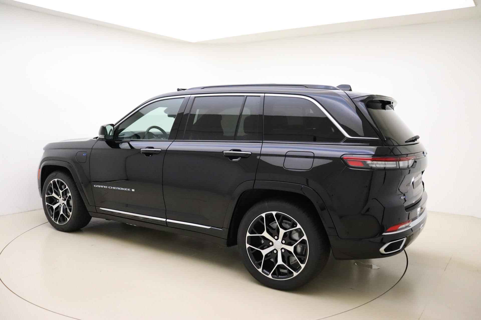 Jeep Grand Cherokee 2.0 Summit Reserve 4xe | Luchtvering | Panoramadak | Lederen bekleding | Passenger display | McIntosch audio | Stoelverwarming/Ventilatie | Exclusief uit voorraad leverbaar! - 12/60