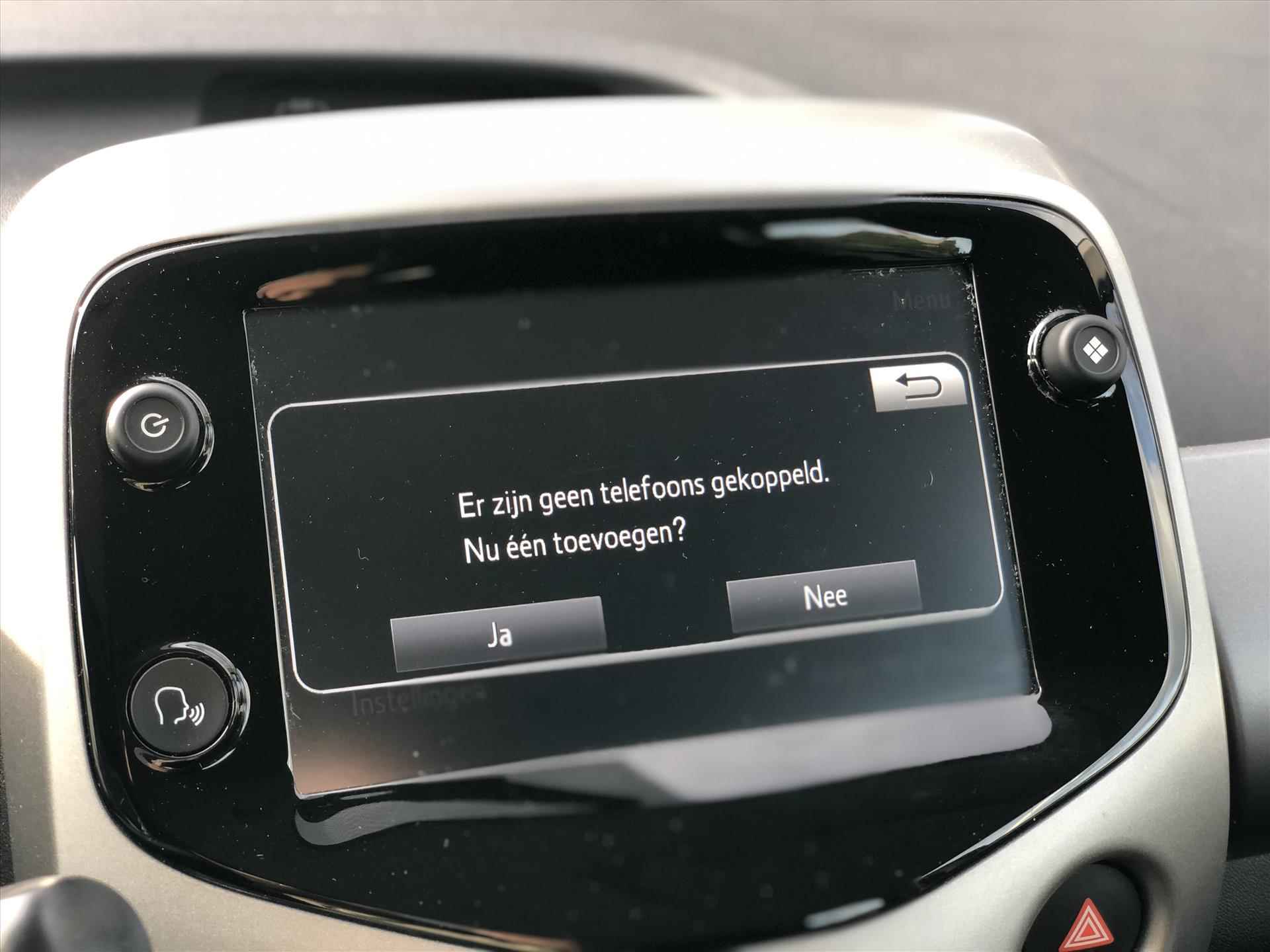 Toyota Aygo 1.0 VVT-i 72pk 5D X-Play | Eerste eigenaar, Apple CarPlay/Android Auto, Parkeercamera, In hoogte verstelbare stoel - 20/33