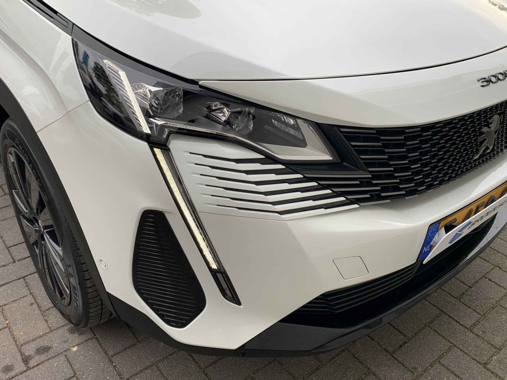 Peugeot 3008 GT PureTech 130 EAT8 | Airco | Adapt-Cruise | Camera | Navi | Stoelverwarming | Elektrische A-klep | - 43/46