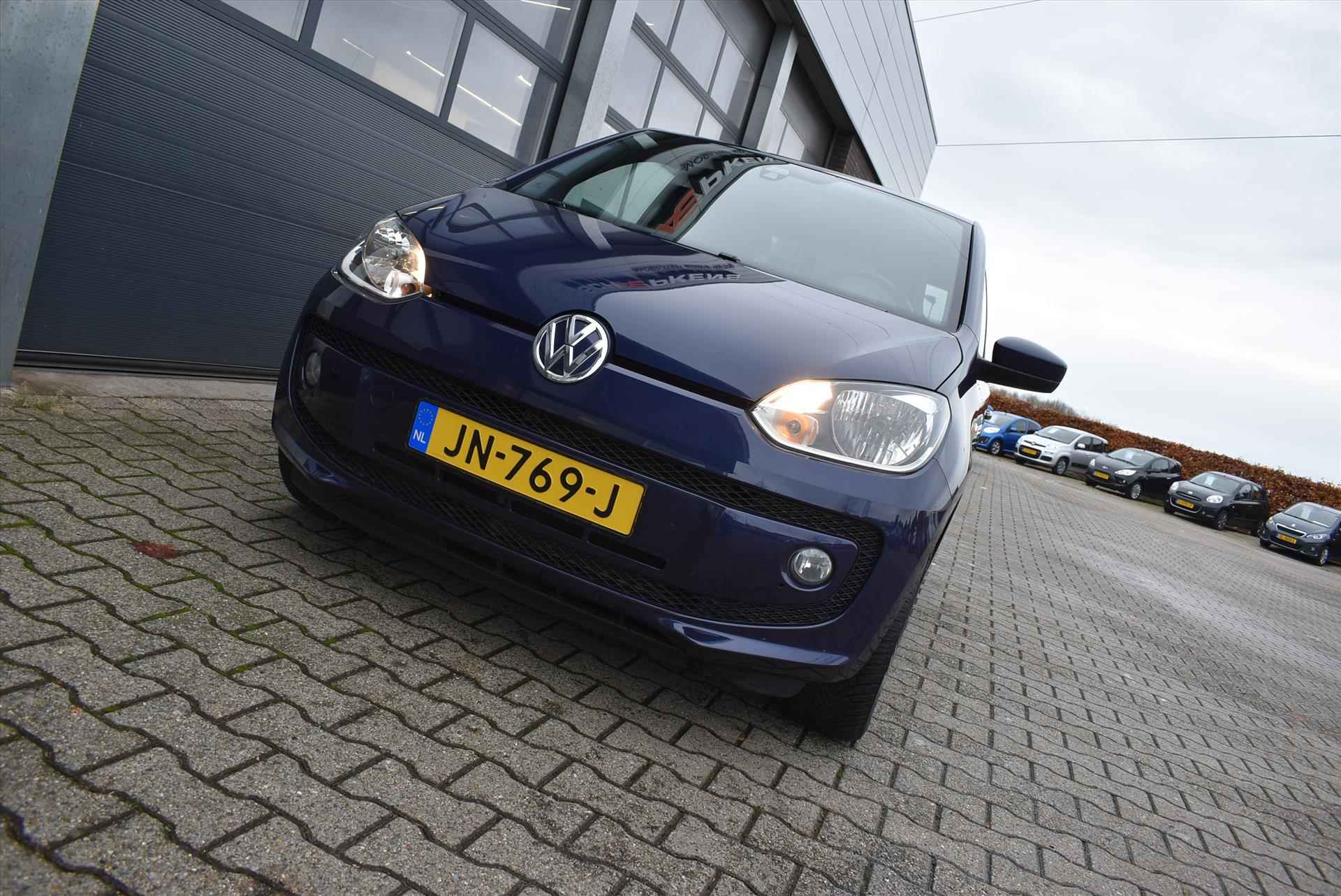 VOLKSWAGEN Up! 1.0 60pk High up! - 13/30