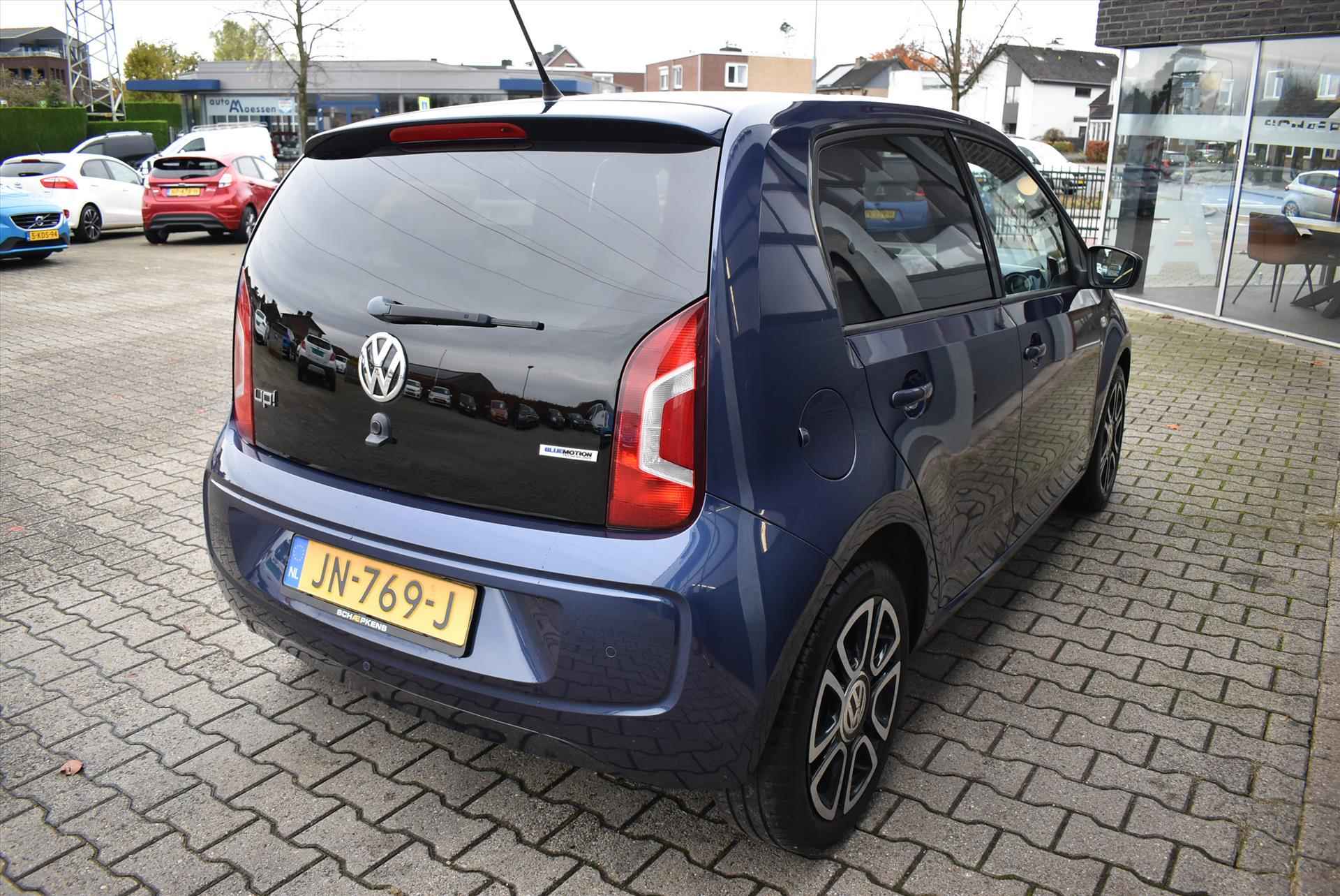 VOLKSWAGEN Up! 1.0 60pk High up! - 15/30