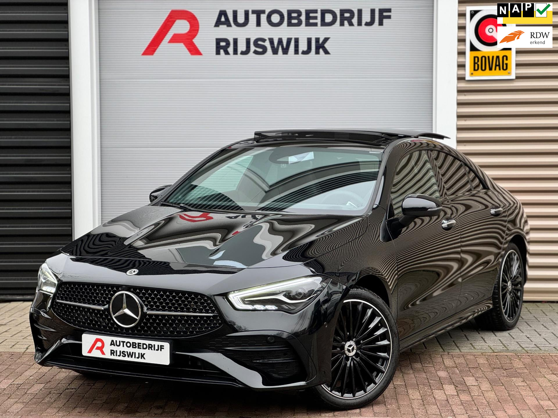 Mercedes-Benz CLA-klasse 250 e AMG Burmester/Pano/Camera/BTW!