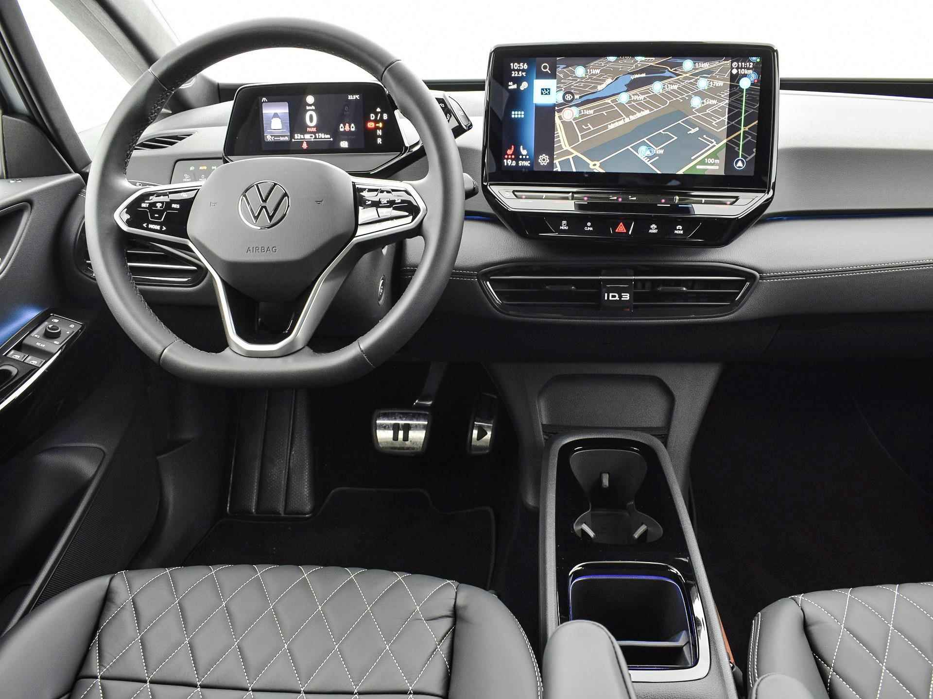 Volkswagen ID.3 Pro Business 58 kWh 204pk | Achteruitrijcamera | LED Matrix | ACC | 19"Velgen | Apple/Android Car Play | Stuur- & Stoelverwarming | Lederen Bekleding | Garantie t/m - 4/30