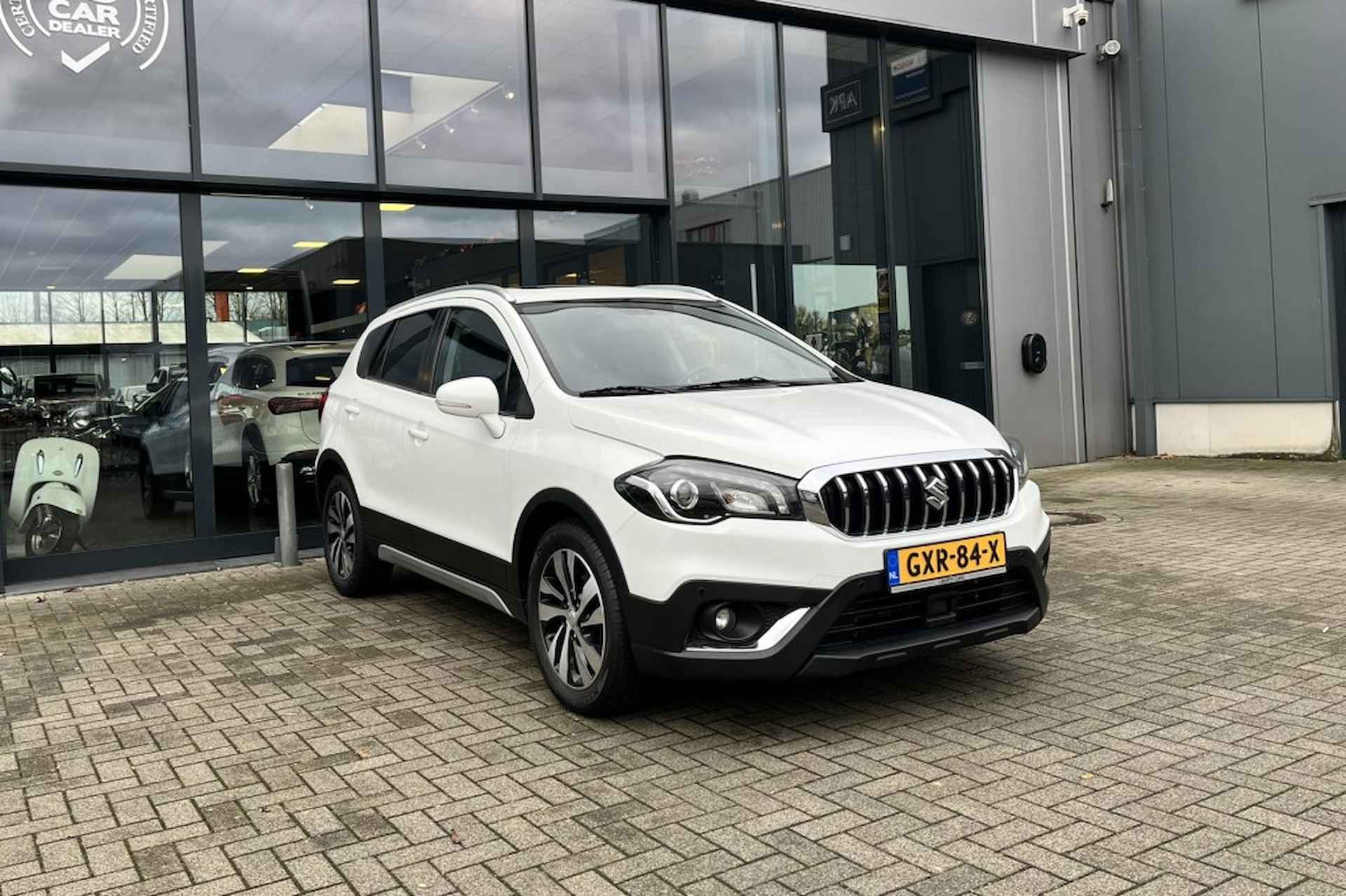 SUZUKI Sx4 1.4 BOOSTERJET Aut. STIJL / Leder / Pano Dak / Apple carplay - 2/25