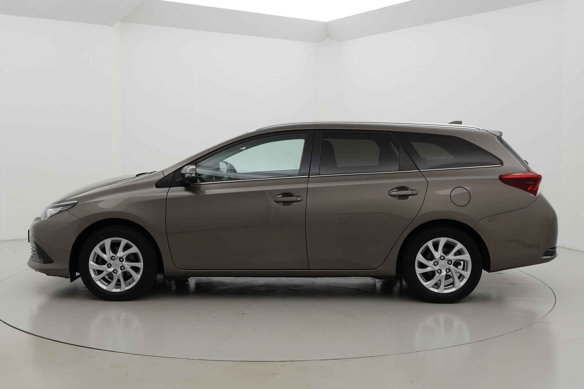 Toyota Auris Touring Sports 1.2T Dynamic Navigatie Trekhaak - 20/36