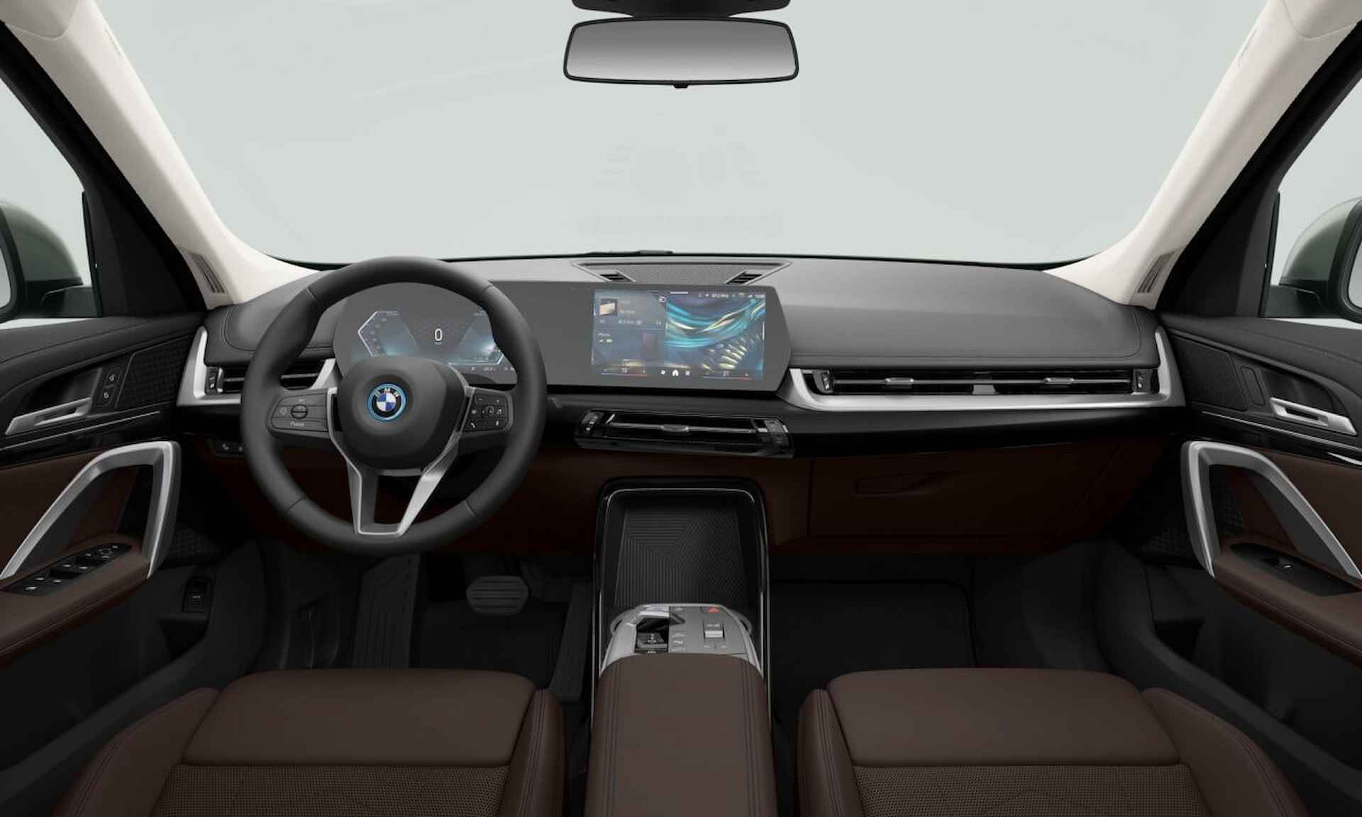 BMW iX1 eDrive20 67 kWh - 3/4