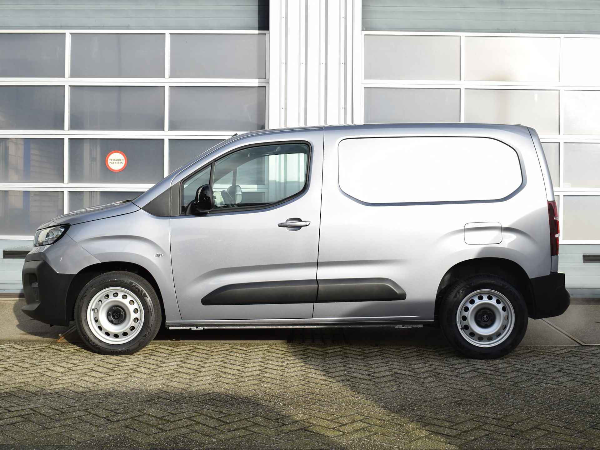 Citroen Berlingo 1.5 BlueHDi 100 S&S L1 Apple Carplay/Android Auto | Trekhaak voorbereiding | Laadruimte betimmering - 2/29