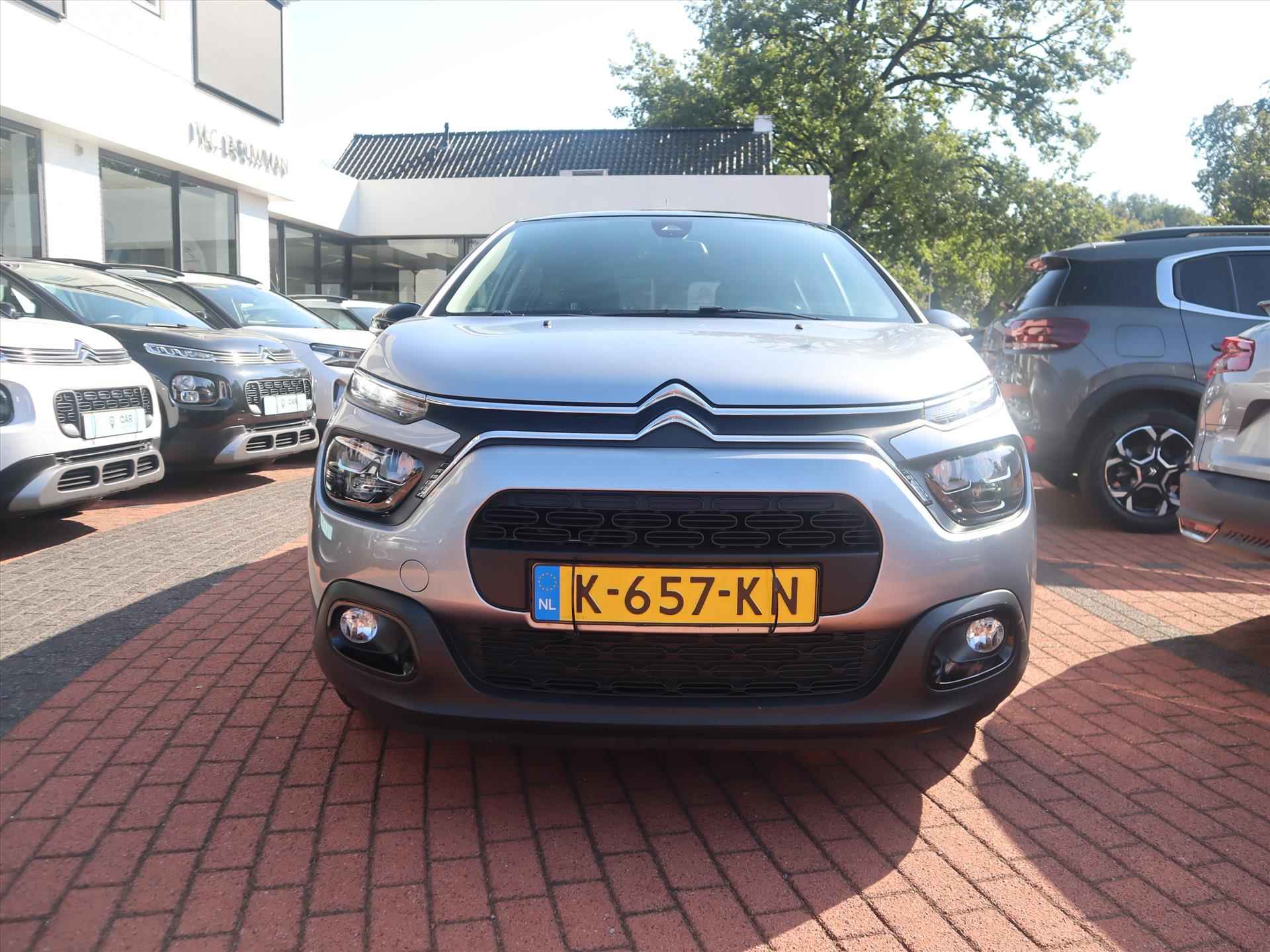 CITROEN C3 PureTech 83PK S&S Feel, Rijklaarprijs | Navigatie | Parkeersensoren | Two Tone | LED | DAB+ - 48/59