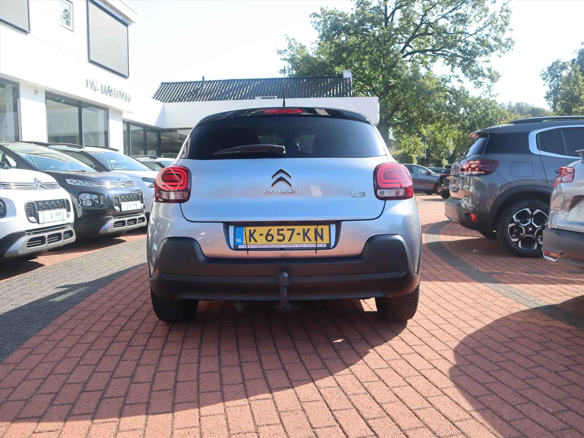 CITROEN C3 PureTech 83PK S&S Feel, Rijklaarprijs | Navigatie | Parkeersensoren | Two Tone | LED | DAB+ - 49/59