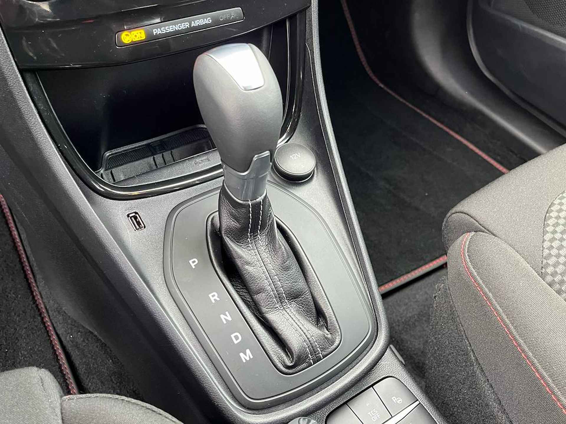 Ford Puma 1.0 EcoBoost Hybrid 125PK ST-Line Automaat | NAVI | CAMERA | STOELVERWARMING | UNIEKE KLEURSTELLING | - 23/29