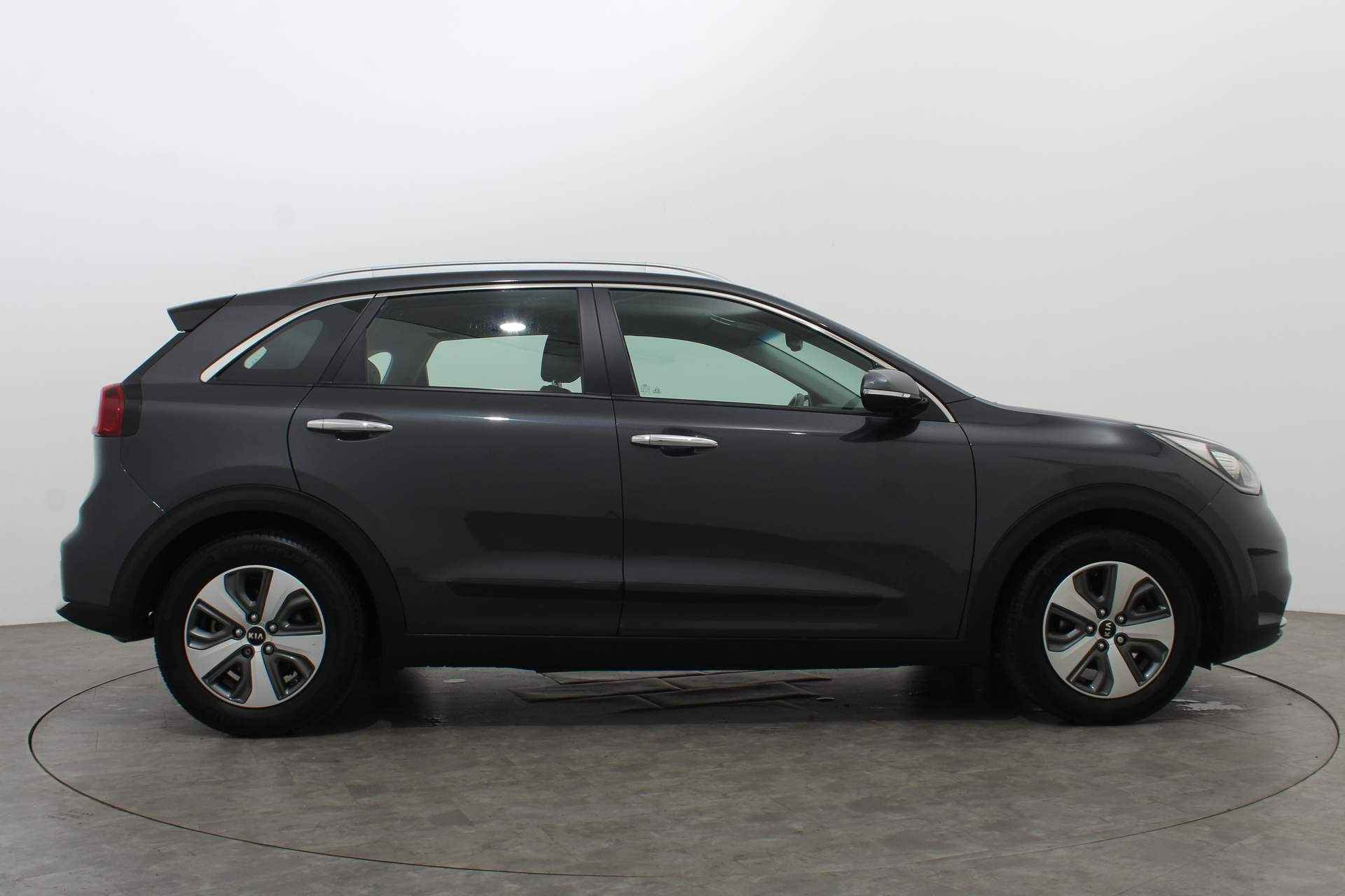 Kia Niro 1.6 GDi HYBRID 141PK DYNAMICLINE DCT | Navi | Adaptive cruise | Camera - 17/46