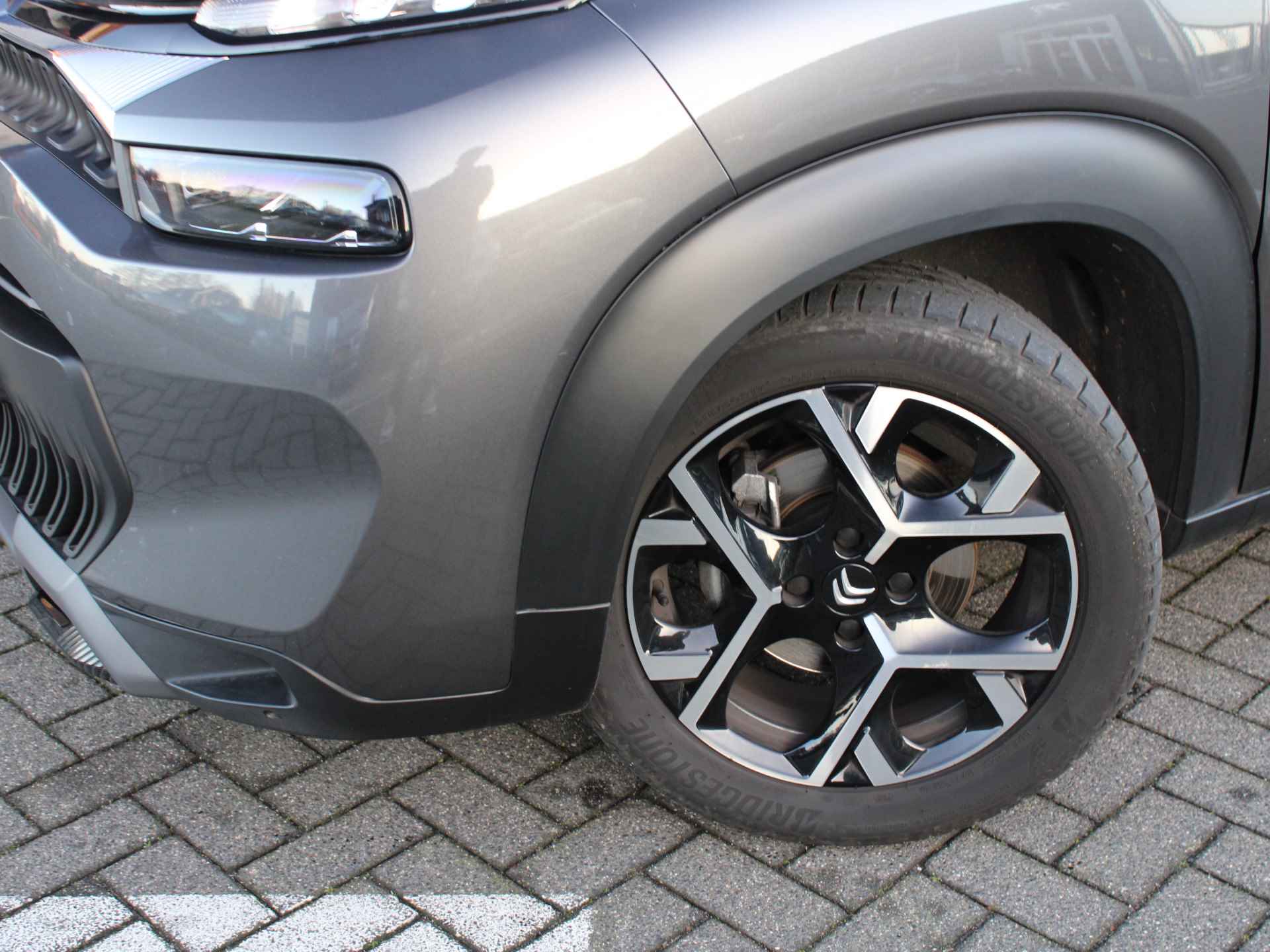 Citroën C3 Aircross 1.2 PureTech 130PK Max Automaat Navigatie, Achteruitrijcamera, Keyless Entry & Start, Parkeersensoren Achter, Apple Carplay, Android Auto - 3/36