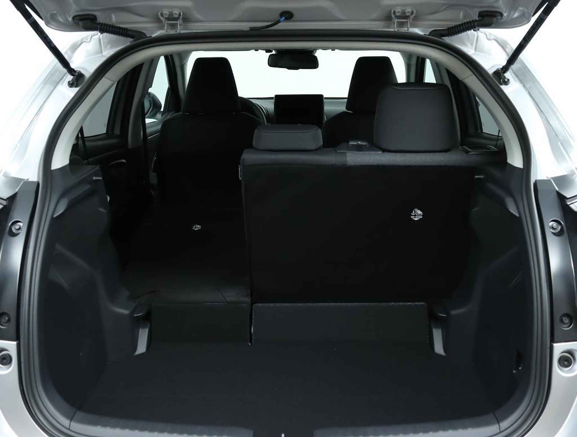 Toyota Yaris Hybrid 115 First Edition | Navigatie | Apple Carplay | Android Auto | Adaptive Cruise Control | - 24/44