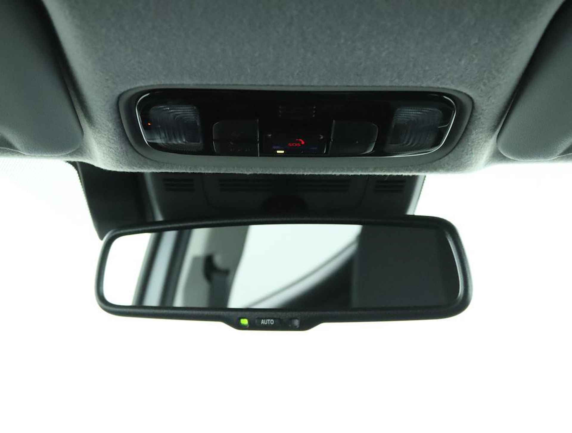 Toyota Yaris Hybrid 115 First Edition | Navigatie | Apple Carplay | Android Auto | Adaptive Cruise Control | - 31/44