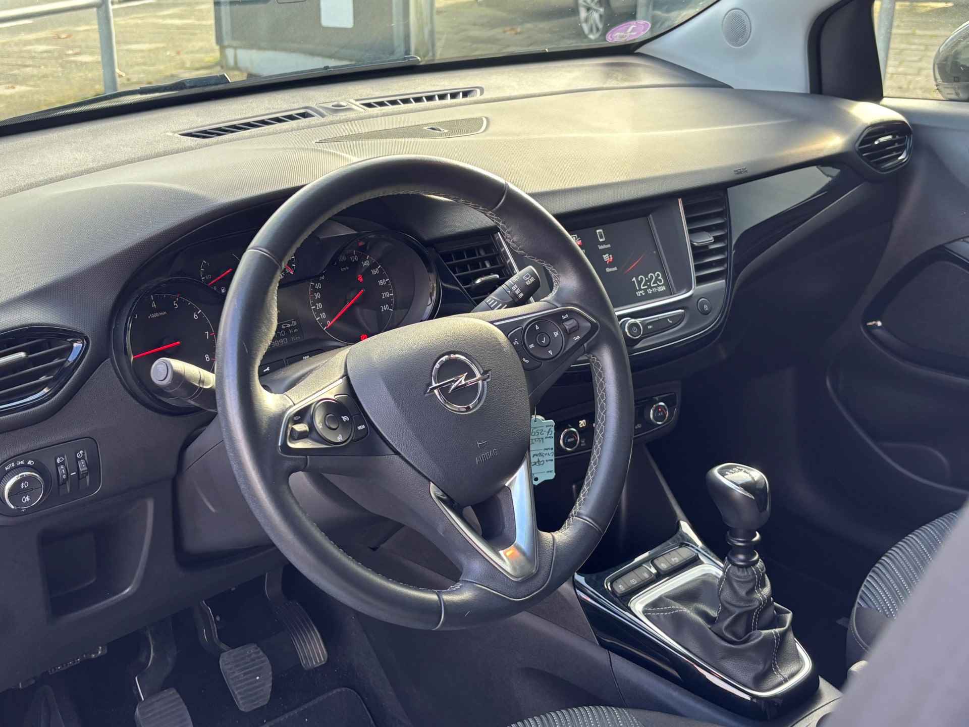 Opel Crossland X BWJ 10-2019 | 1.2 T 111pk 120 Jaar Ed | CLIMA | CAMERA | CARPLAY | NAVI | CRUISE | LMV | TWO TONE - 4/18