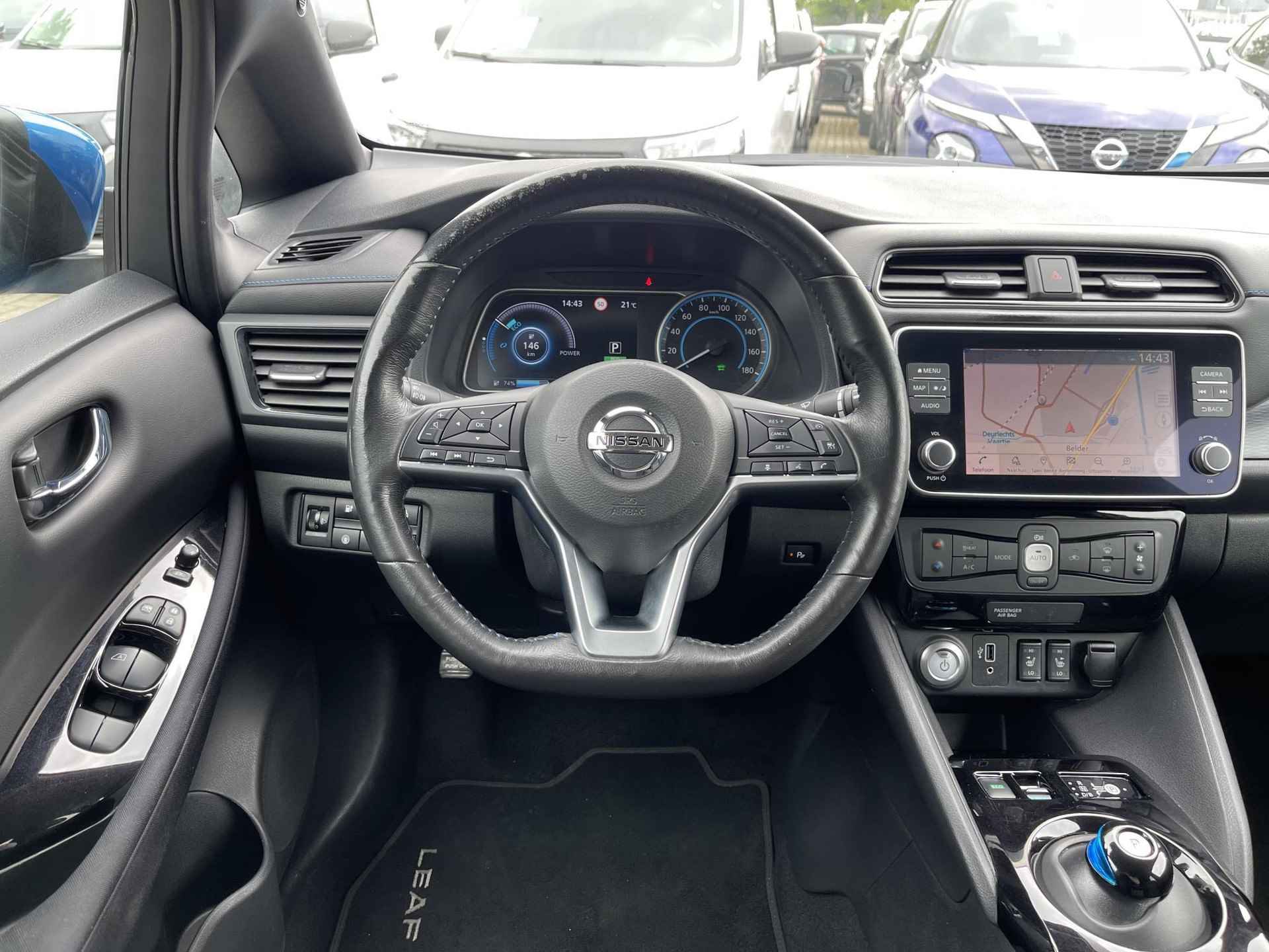 Nissan LEAF N-Connecta 40 kWh *€2.000 SUBSIDIE MOGELIJK!* | Navigatie | 360° Camera | Two-Tone Lakkleur | Stuur- + Stoelverwarming | Adapt. Cruise Control | Rijklaarprijs! - 13/27