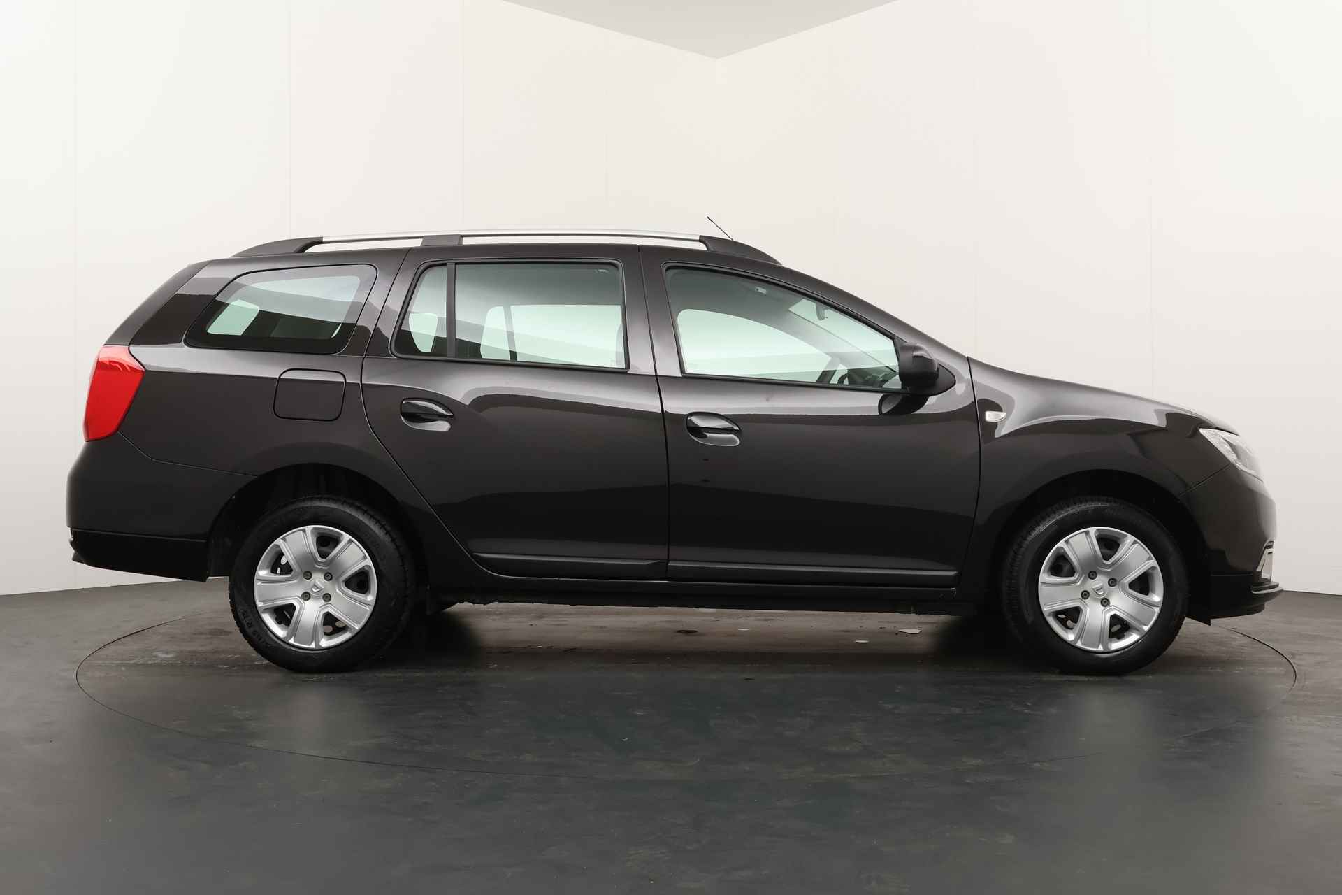 Dacia Logan MCV BWJ 2020 | 1.0 TCe 101PK Bi-Fuel Comfort | G3 | AIRCO | CAMERA | NAVI | CRUISE | PDC | CARPLAY | - 24/32