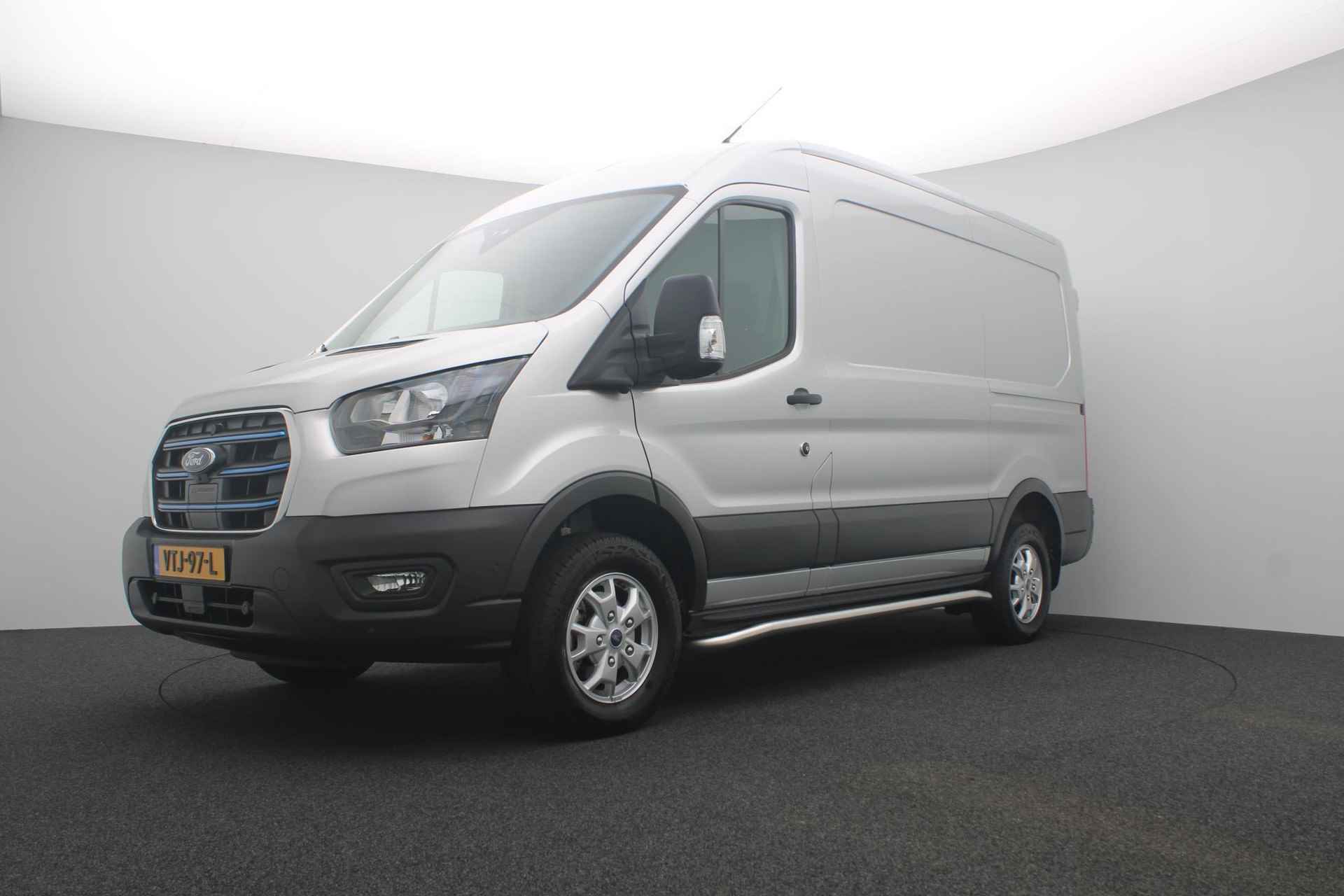 Ford E-Transit 350 L2H2 Trend 68 kWh | Adaptieve Cruise Control | Climate Control | Navigatie | Stoelverwarming | Financial lease vanaf € 505,- per maand | Full Operational Lease €778,- ex per maand | - 38/38