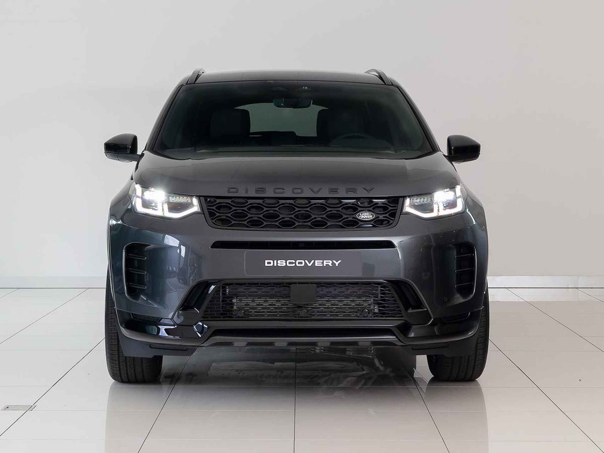 Land Rover Discovery Sport P300e 1.5 PHEV Dynamic SE | Pano | 20" | El. Trekhaak | Nieuw Direct Leverbaar - 8/26