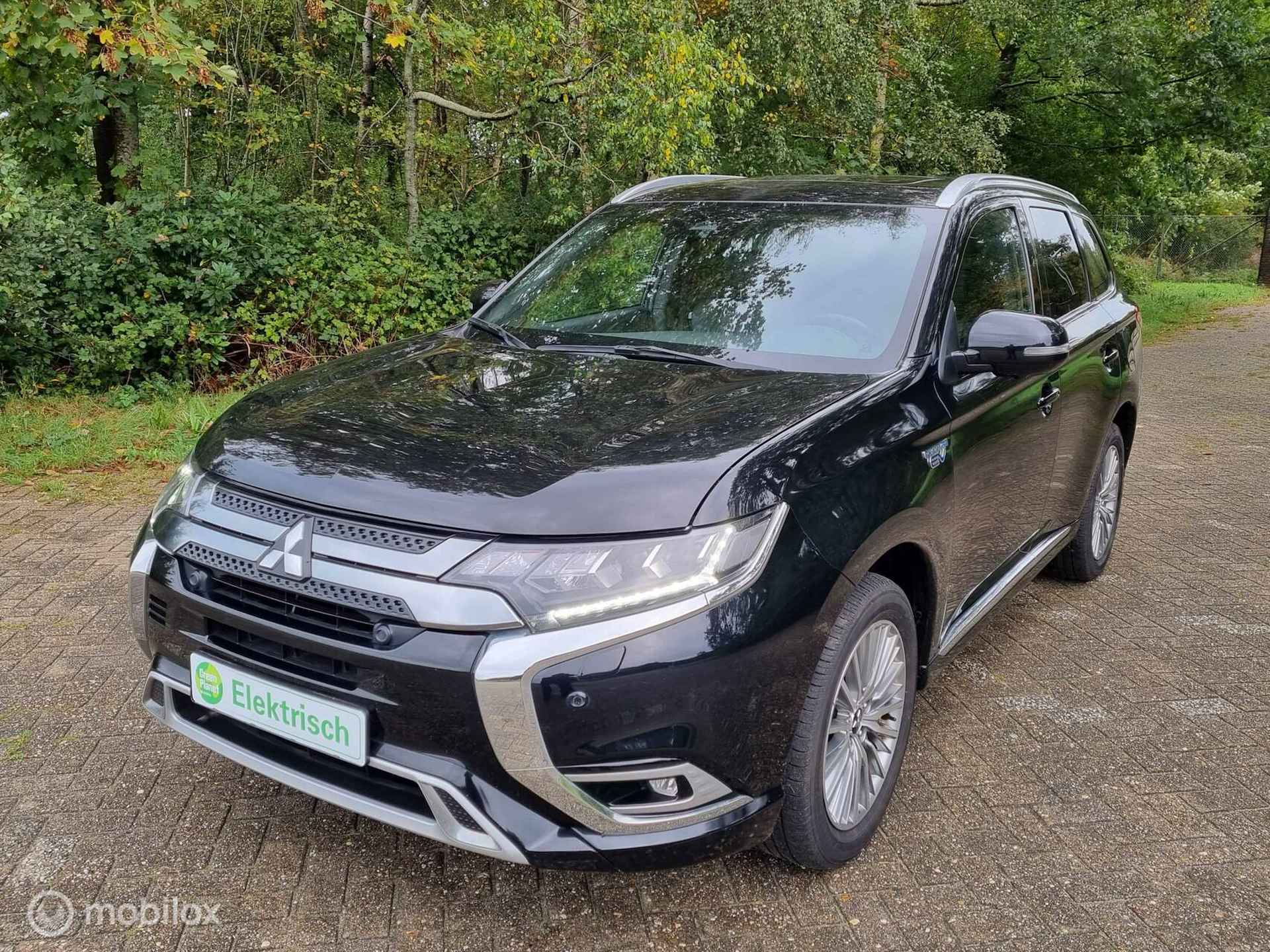 Mitsubishi Outlander 2.4 PHEV Instyle|Pano|ACC - 8/37