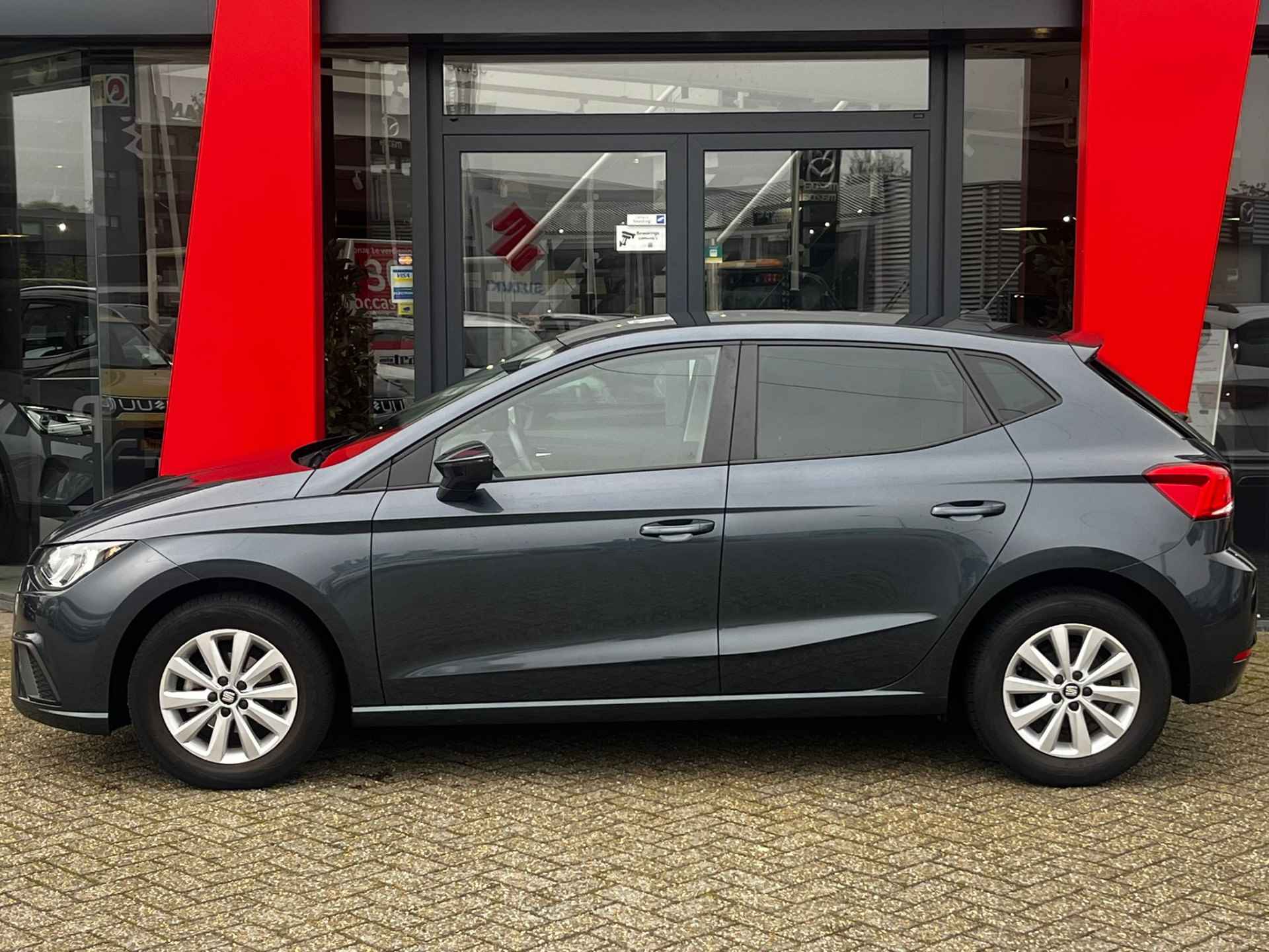 SEAT Ibiza 1.0 TSI Style Business Intense / Cruise control / Parkeersensoren / Achteruitrij camera / - 2/23