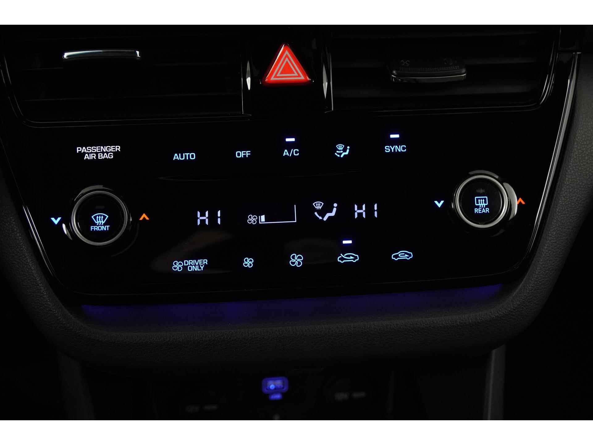 Hyundai IONIQ 1.6 GDi PHEV Style | Navigatie | Plug-In | Zondag Open! - 18/40