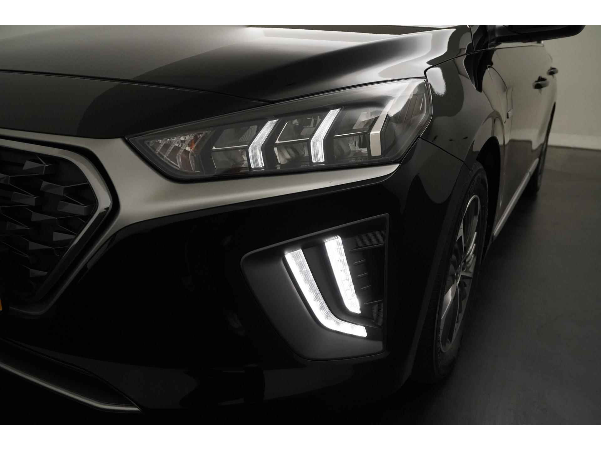 Hyundai IONIQ 1.6 GDi PHEV Style | Navigatie | Plug-In | Zondag Open! - 23/40