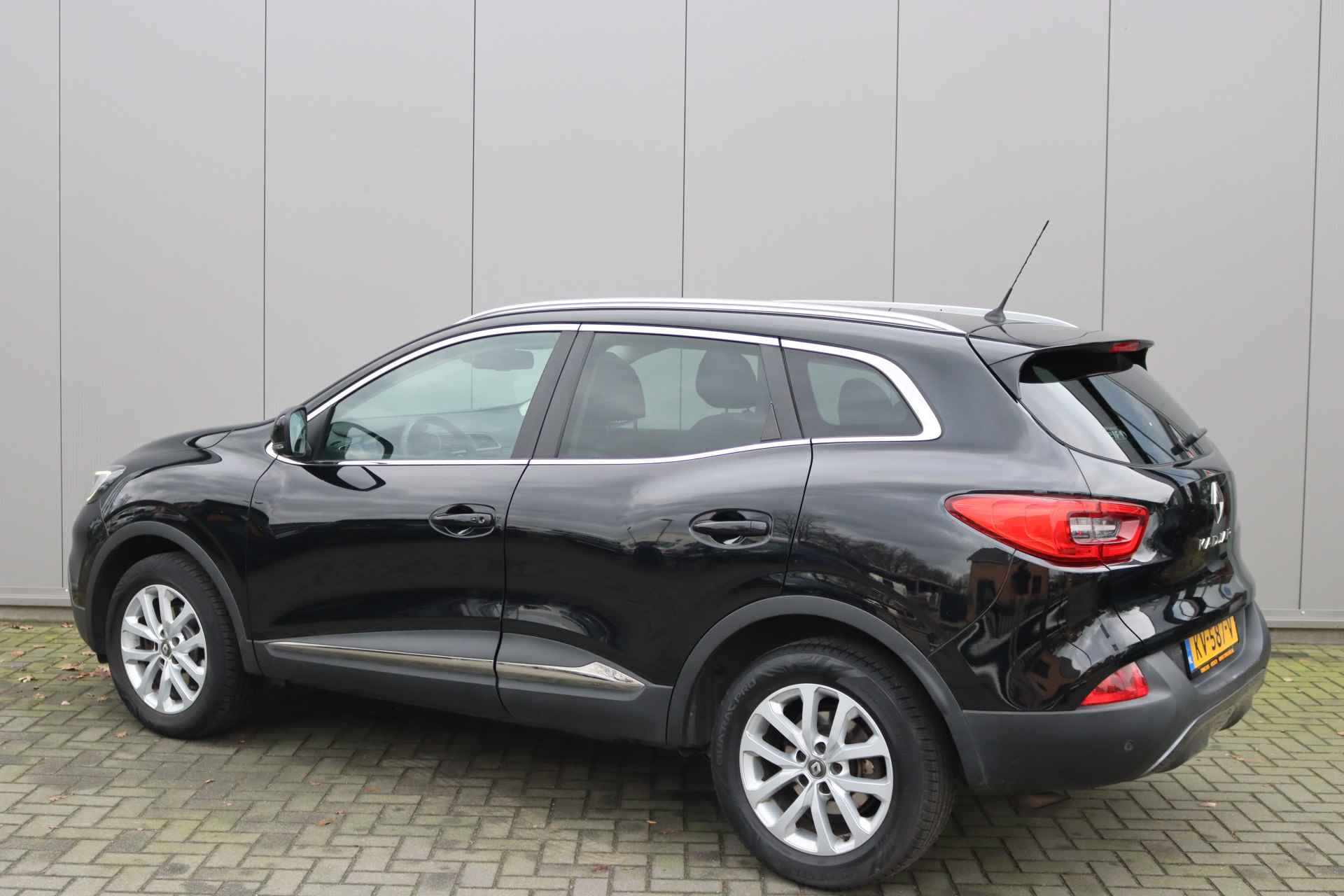 Renault Kadjar 1.2 TCe 130PK Intens Navigatie/Panoramadak/Cruise-Control/Parkeerhulp - 4/31