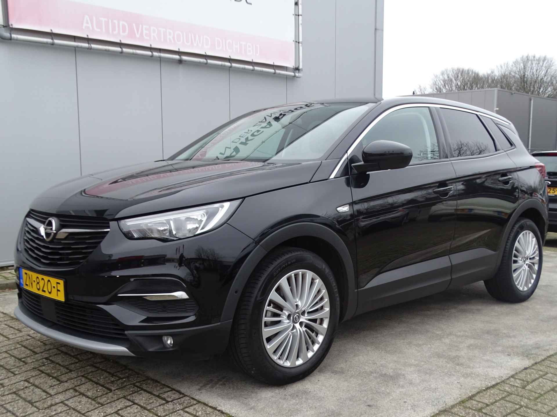 Opel Grandland X 1.2 Turbo Innovation, Cruise Control, NAVI, PDC, NL/NAP! - 3/67