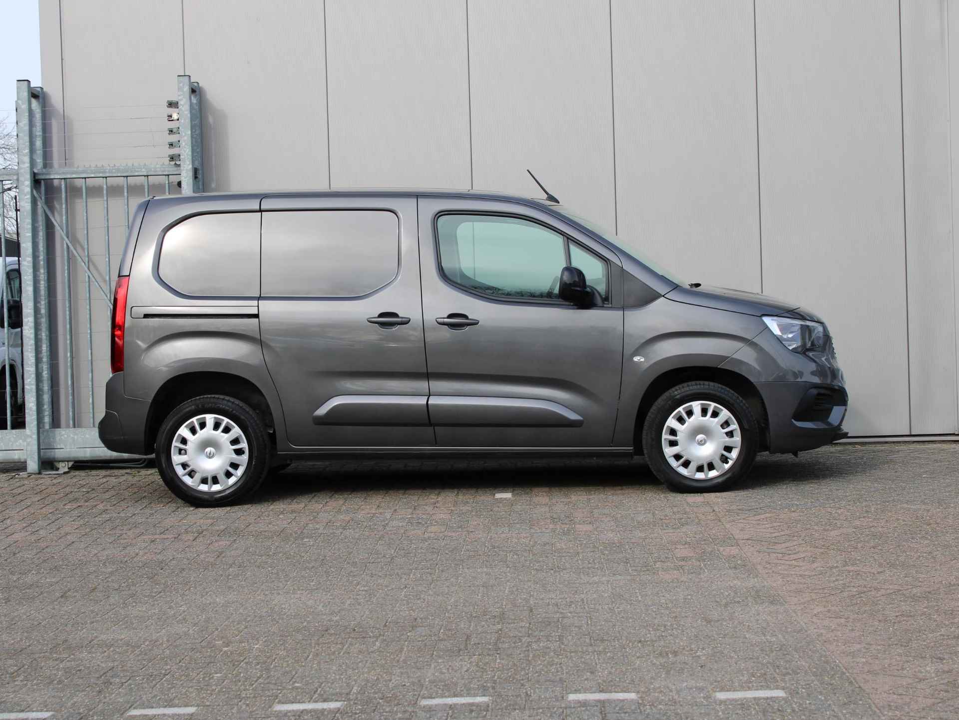 Opel Combo 1.5D L1H1 Standaard | Navi / Airco / Stoelverwarming - 8/23