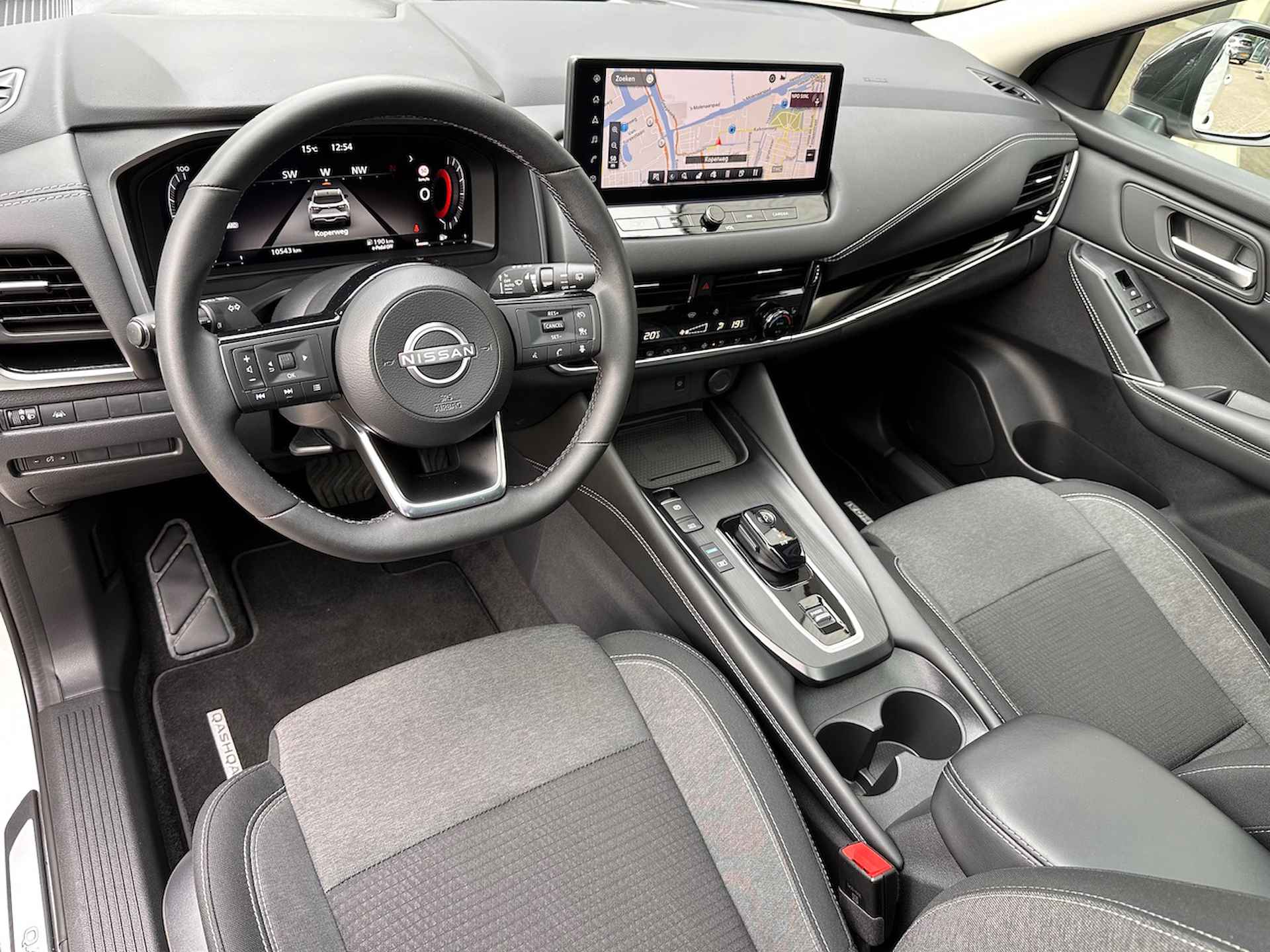 NISSAN Qashqai E-power 190pk Black Edition | Navigatie | Cold Pack | Panoramadak | App Connect | Keyless - 6/37