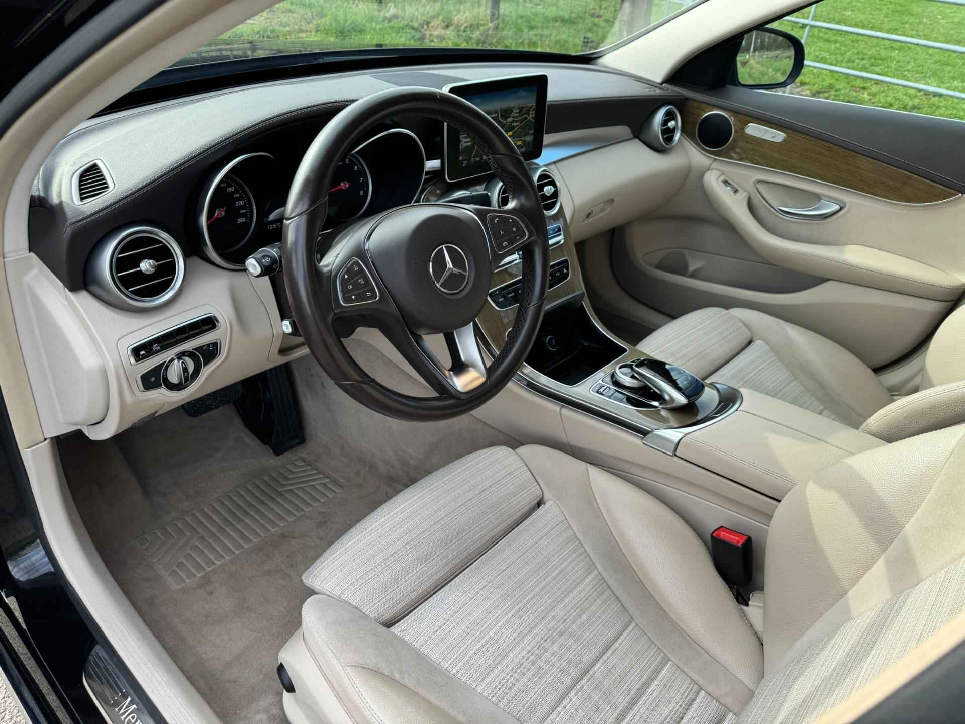 Mercedes-Benz C-klasse 180 Prestige dealer onderhouden, bomvol luxe - 10/30