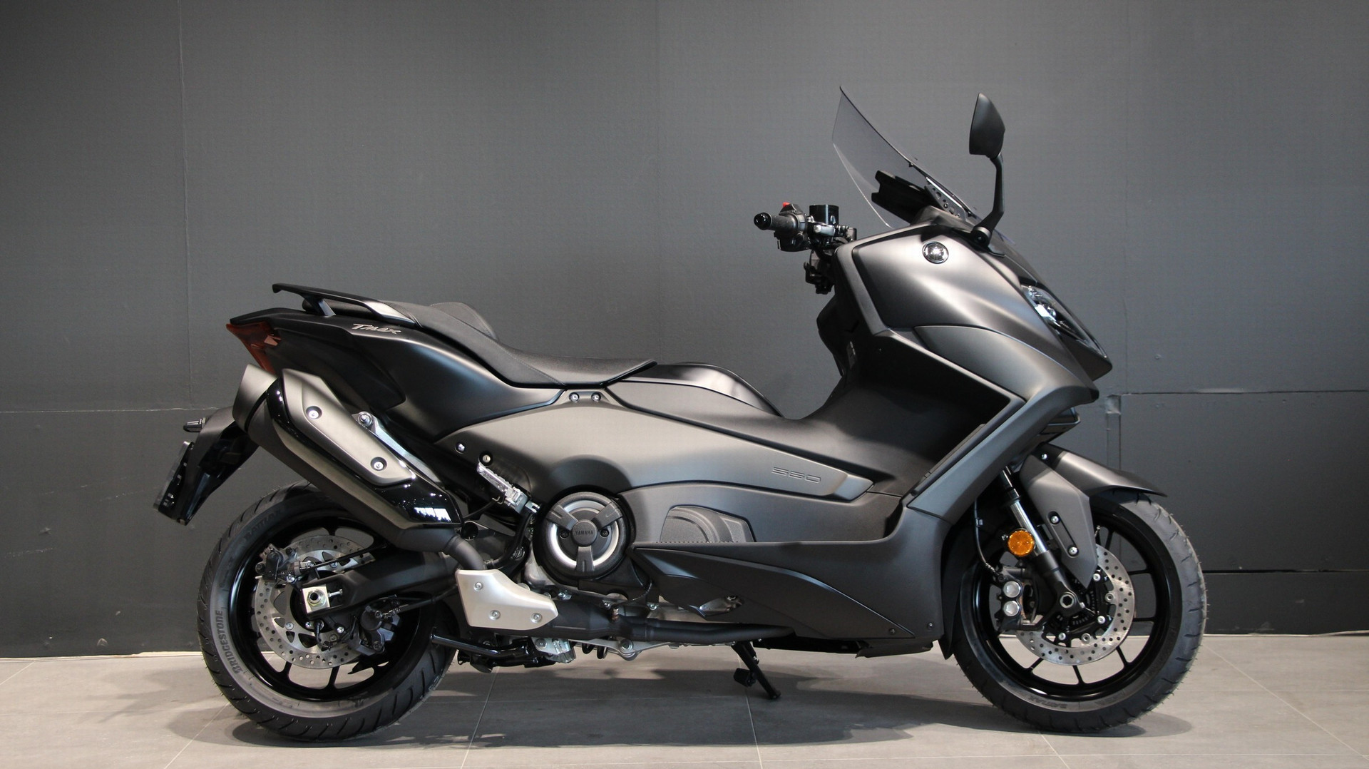 Yamaha T-MAX 560