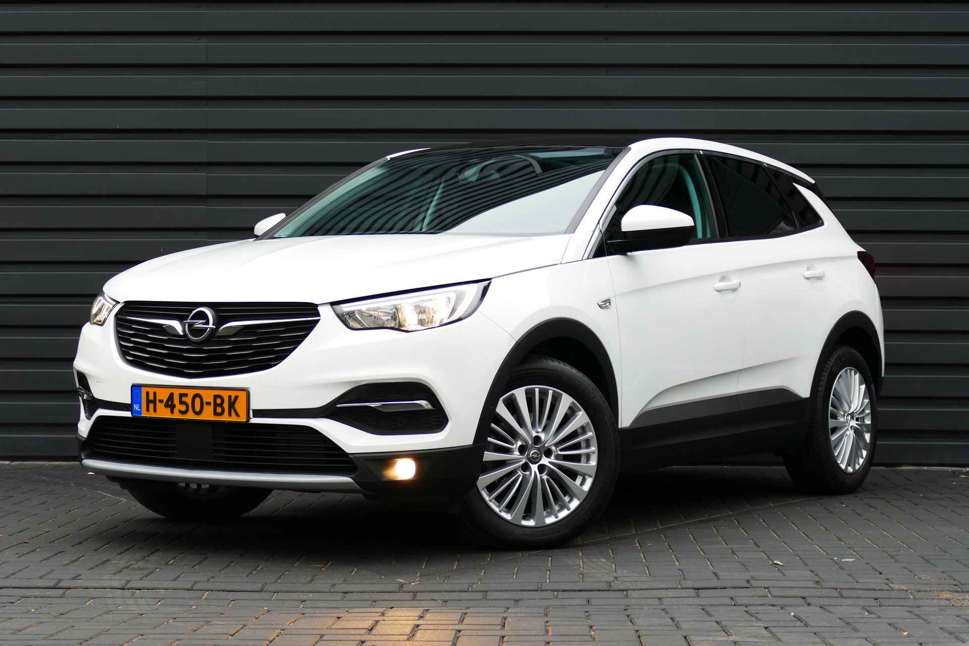 Opel Grandland X 1.2 TURBO 130PK INNOVATION AUTOMAAT - 1/31