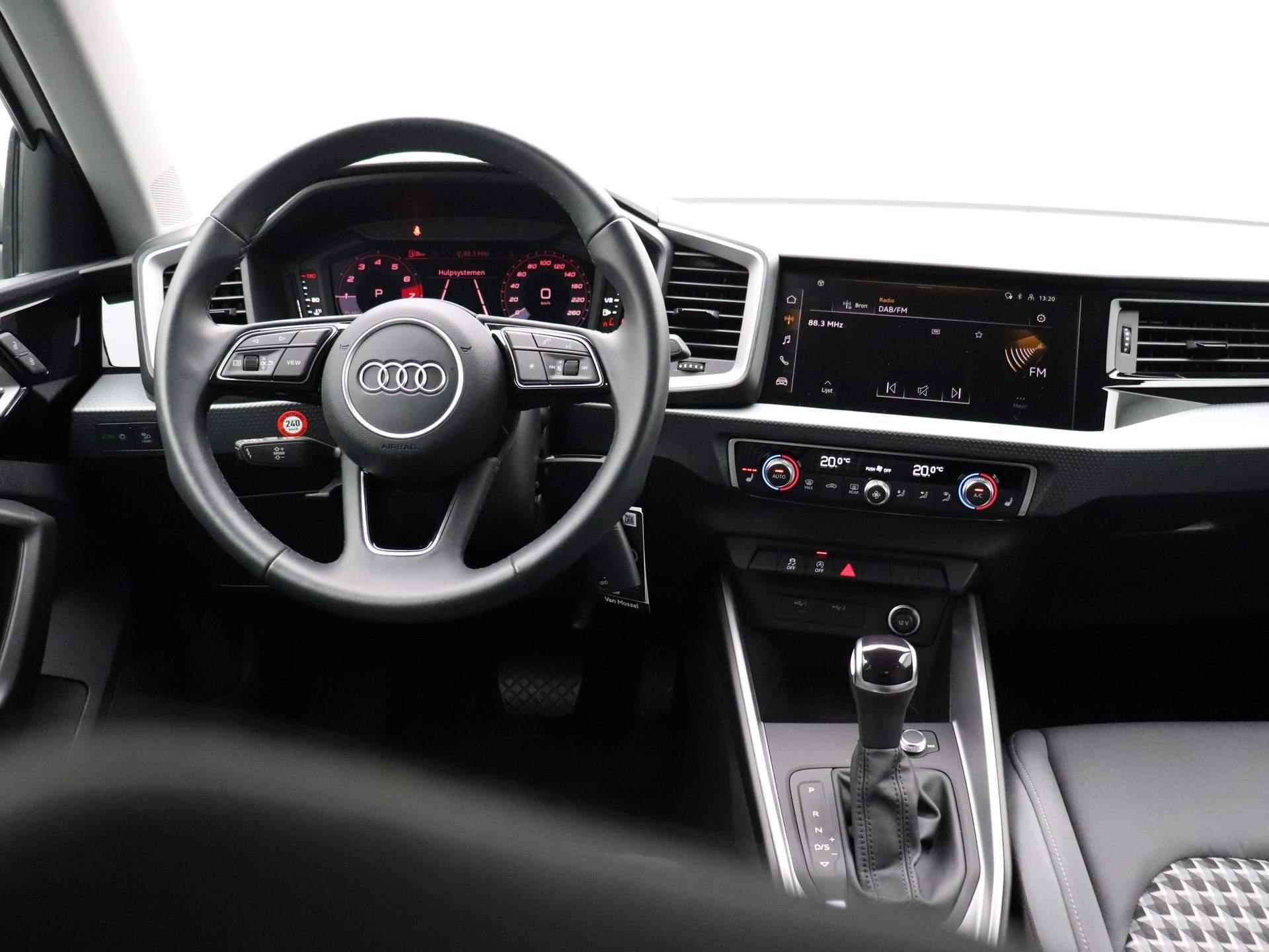 Audi A1 Sportback 30 TFSI S edition 110 PK | S-line | Automaat | Cruise Control | Climate Control | Stoelverwarming | Virtual Cockpit | LED | Lichtmetalen velgen | Privacy glass | - 8/35