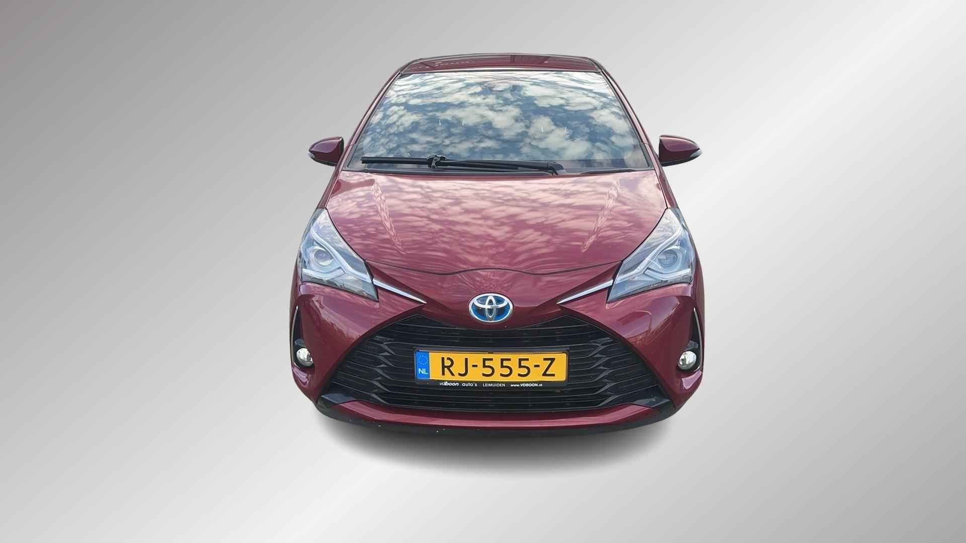 Toyota Yaris 1.5 Hybrid Executive - 2/5