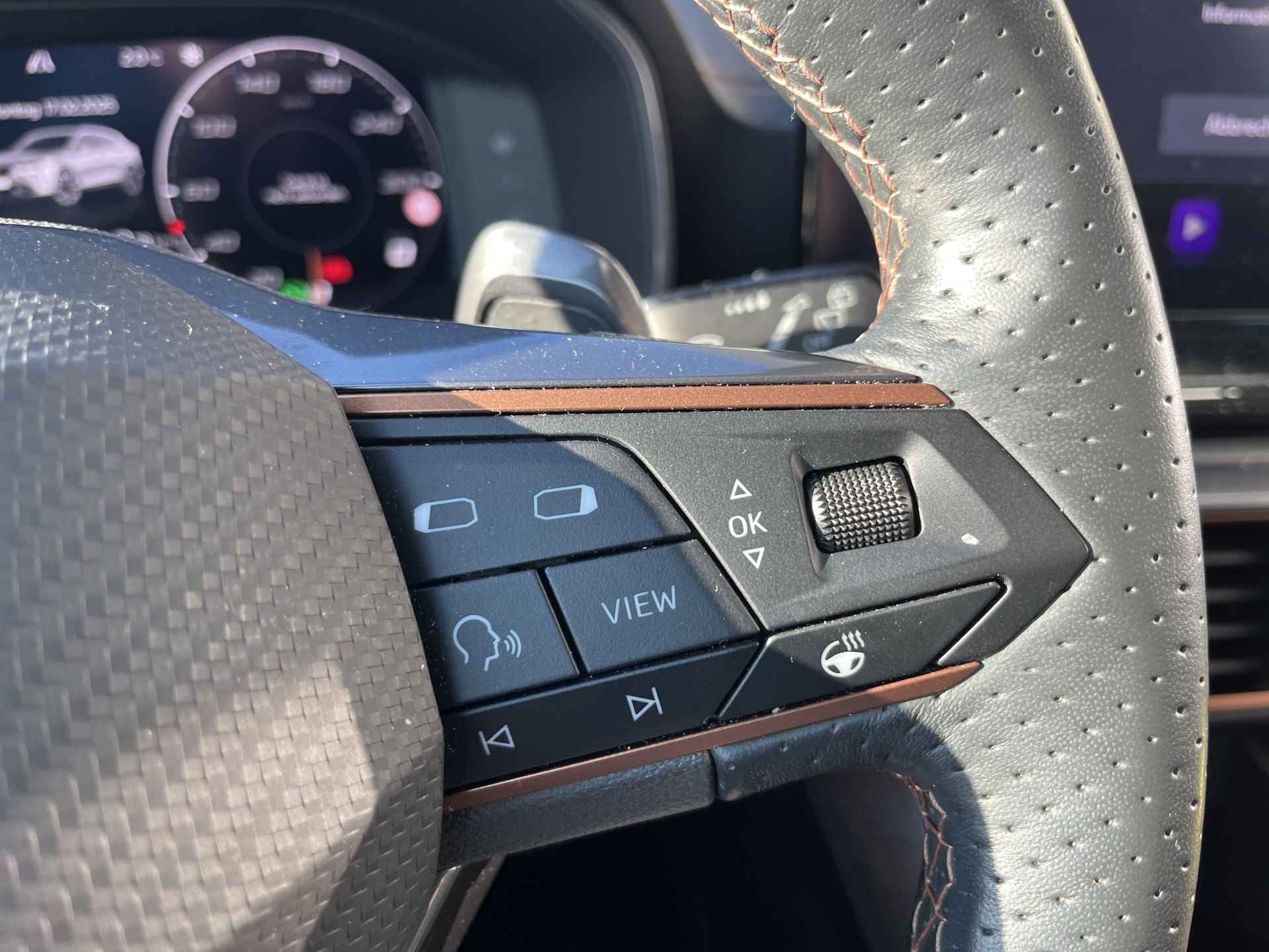 CUPRA Formentor 1.4 e-Hybrid VZ Performance / AUTOMAAT/ KEYLESS/ DIGITAL DASH/ ACC/ NAVI/ DAB/ FULL LINK/ STOELVERWARMING/ PARK. SENSOREN + CAMERA/ DIVERSE HULPSYSTEMEN - 16/35