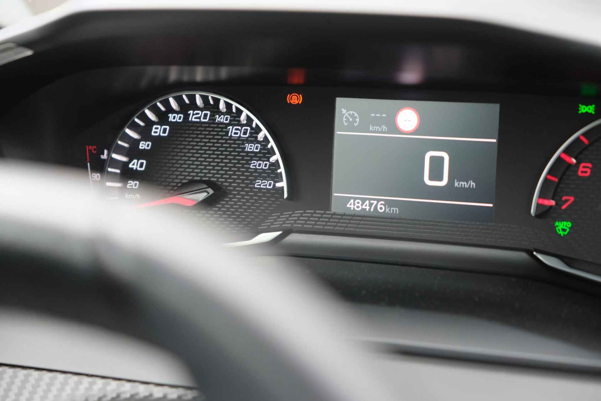 Peugeot 208 1.2 PureTech 100pk Allure Pack | Private Lease vanaf € 379,- | App Connect | Climate | Cruise | Camera - 15/25