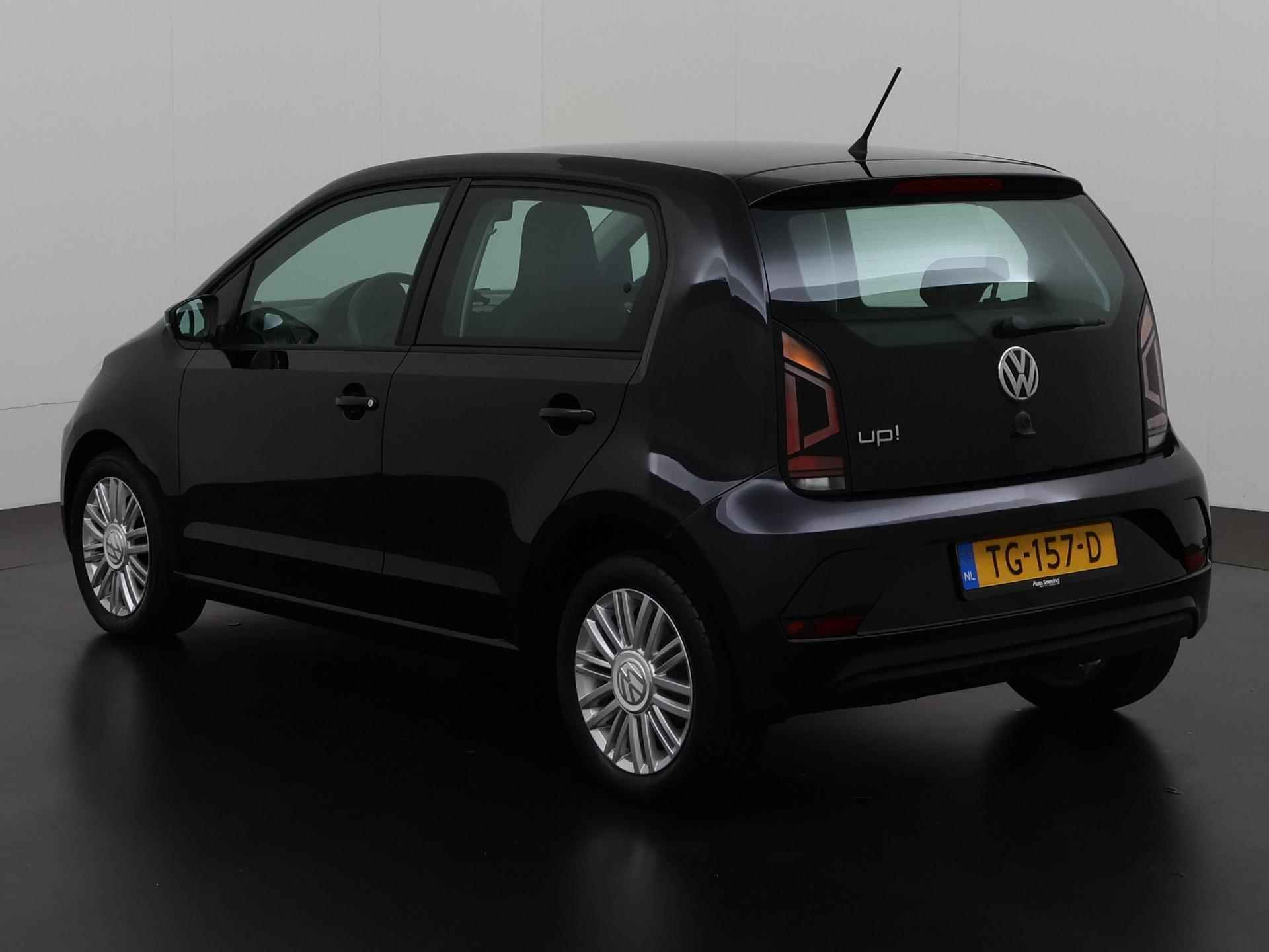 Volkswagen Up! 1.0 BMT high up! | Airco | Lichtmetalen Velgen | Zondag Open! - 6/28