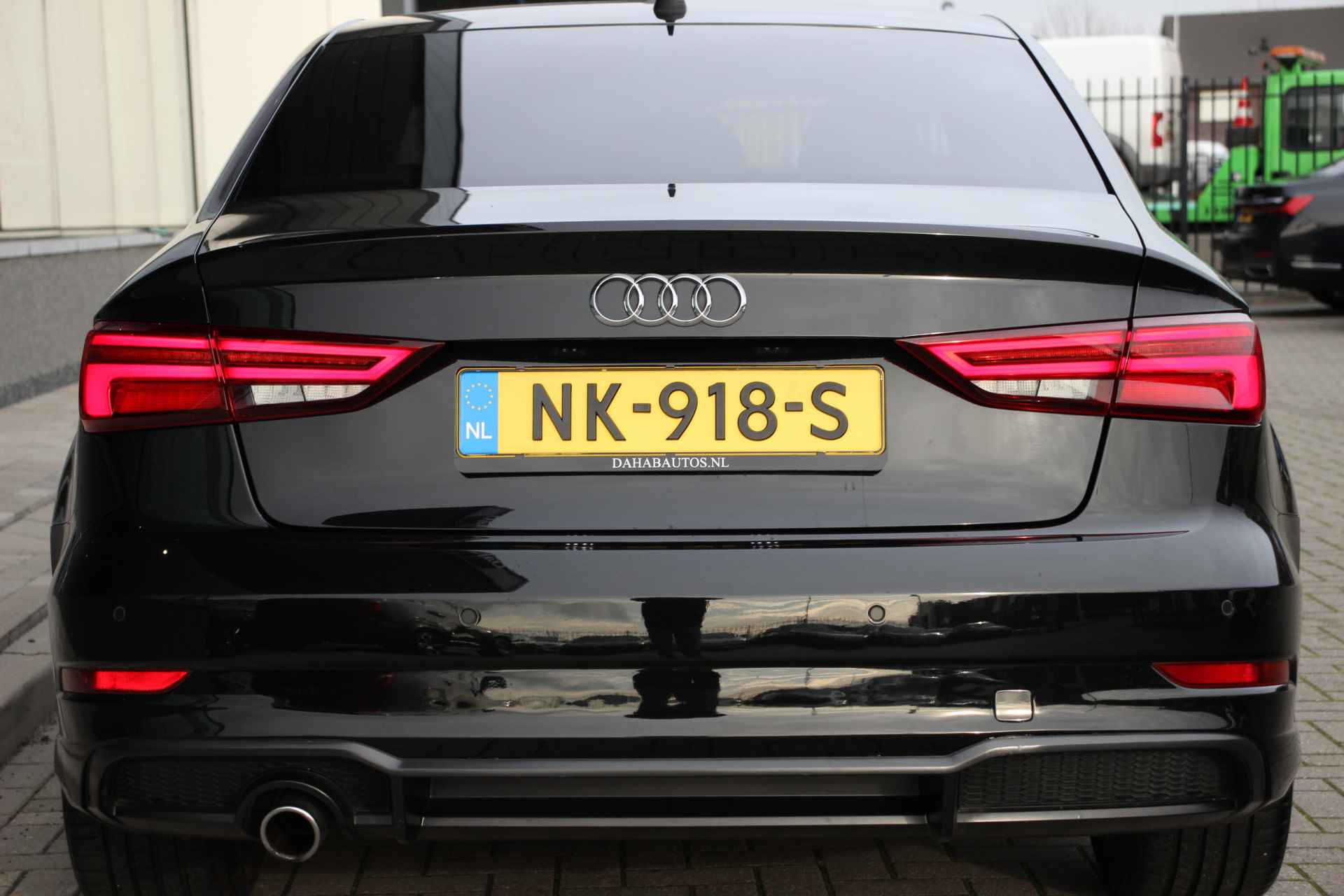 Audi A3 Limousine 1.6 TDI Sport 2x S Line Edition | 18'' Rotor | Navi | Led - 15/31