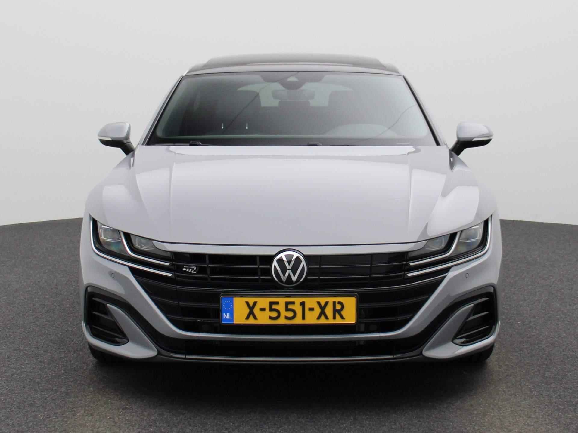 Volkswagen Arteon 1.4 TSI eHybrid R-Line Business 156 PK DSG | Apple Carplay | Comfort pakket plus | Design pakket | Discover media | Verwarmd stuurwiel | Verwarmde achterbank | Panorama dak elektrisch | Grootlicht assistent | Keyless | - 4/45