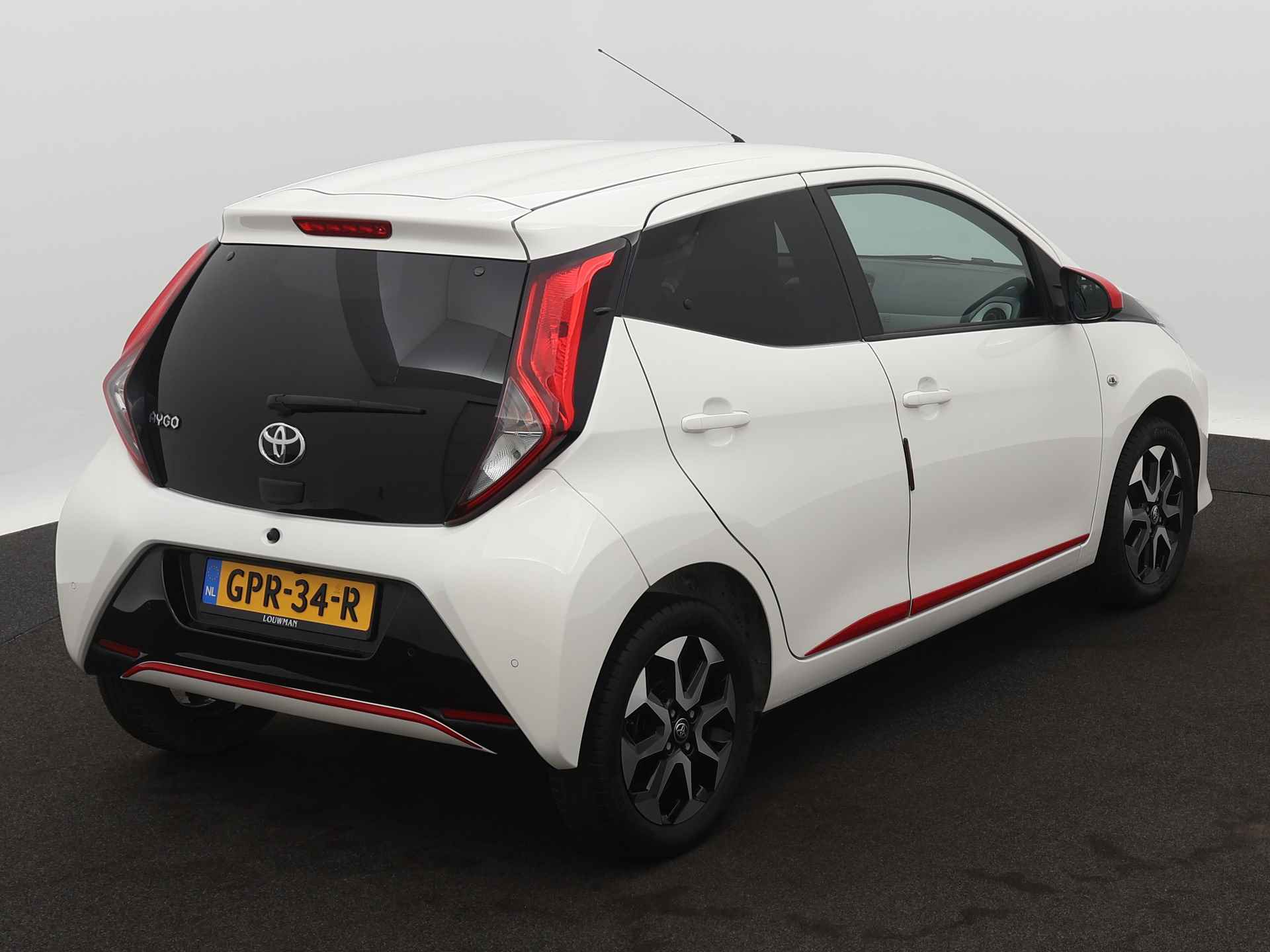 Toyota Aygo 1.0 X-Joy Limited | Airco | Camera | Parkeersensoren | Apple Carplay/Android Auto | - 14/39