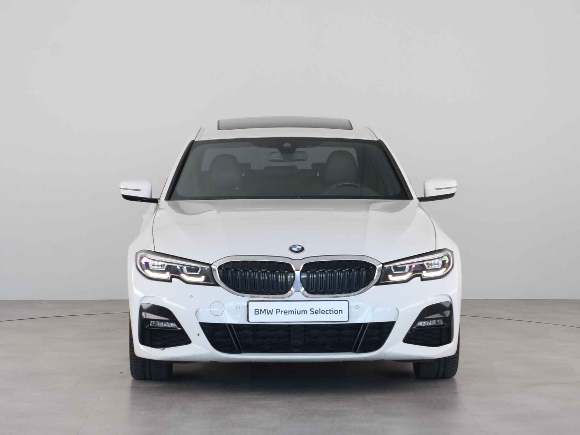 BMW 3 Serie 320i Sedan High Executive M-Sport - 3/26