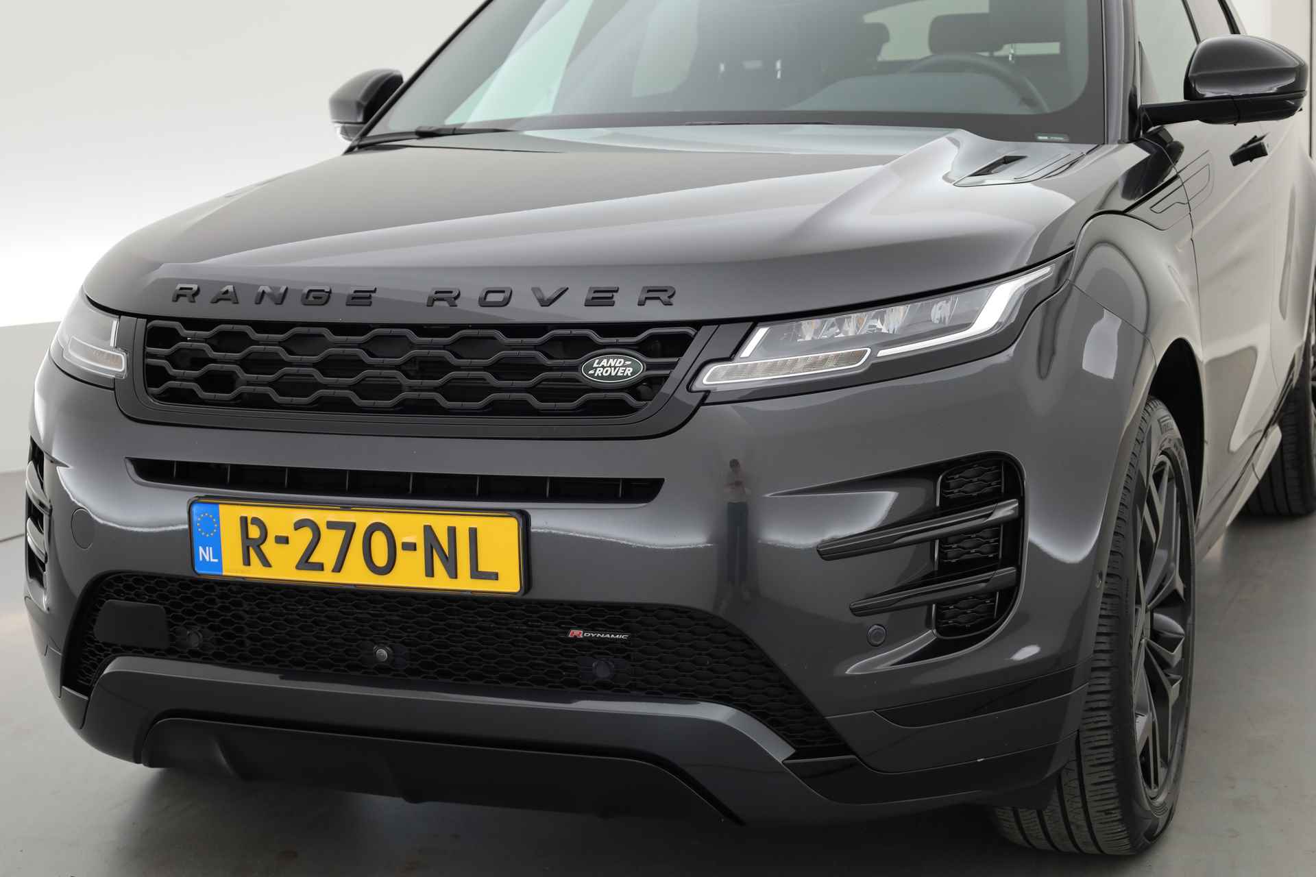 Land Rover Range Rover Evoque 1.5 P300e AWD R-Dynamic SE | Pano | Navi | Meridian | Leder | Dodehoekdet. | 20'' - 35/41