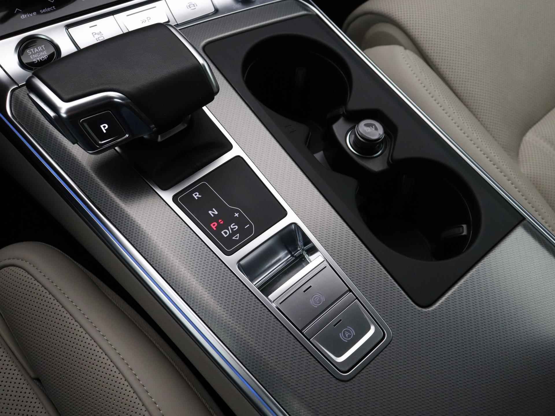 Audi A6 Limousine 50 TFSI e quattro S edition | Pano.dak | Head-Up | Stuur- & Stoelverwarming | Massagestoel | Keyless | LED | 18" | - 42/52