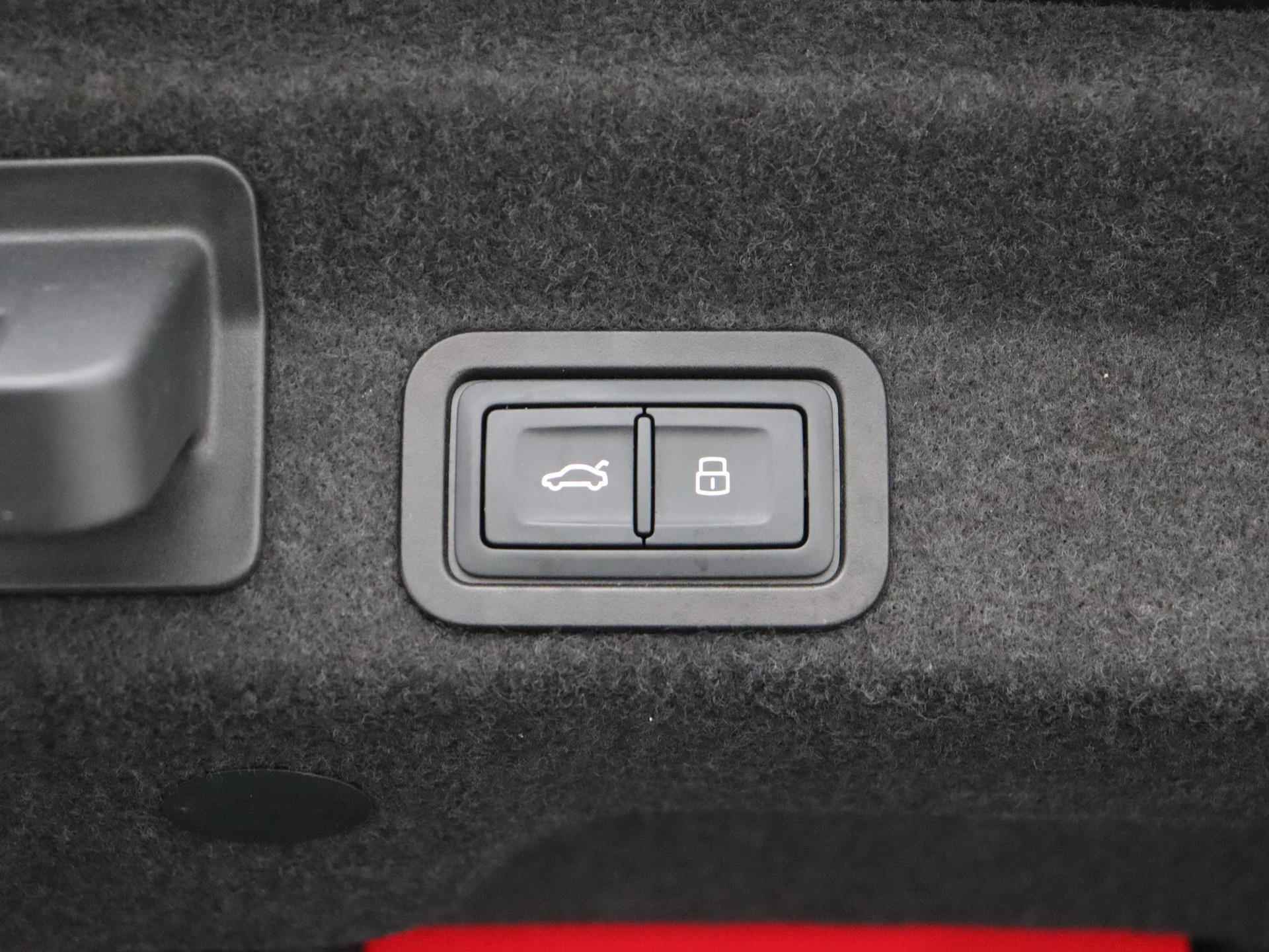 Audi A6 Limousine 50 TFSI e quattro S edition | Pano.dak | Head-Up | Stuur- & Stoelverwarming | Massagestoel | Keyless | LED | 18" | - 49/52