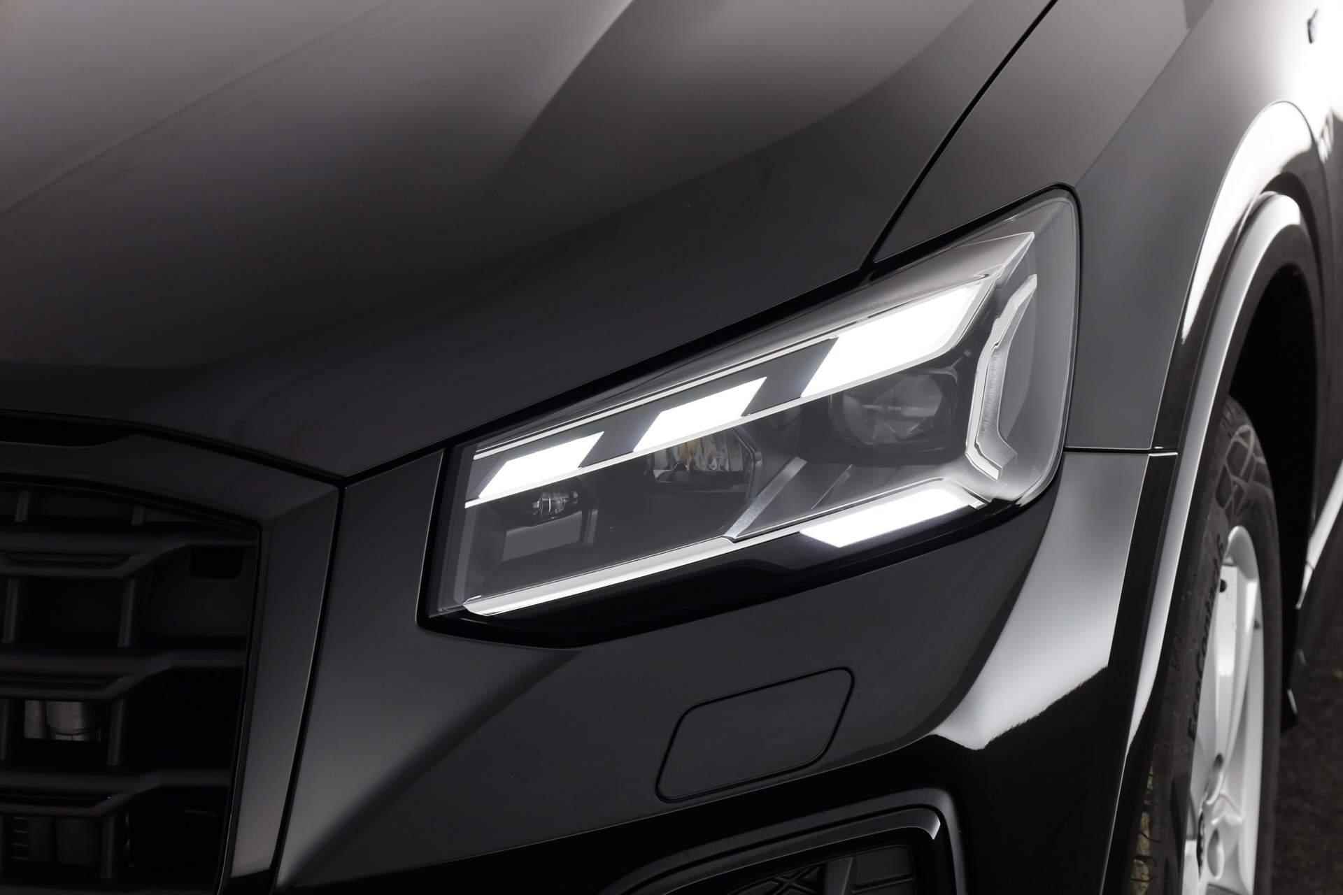 Audi Q2 S Edition 35 TFSI 150PK | Matrix LED | Stoelverwarming | Optiekpakket zwart plus | ACC | 17 inch - 13/37