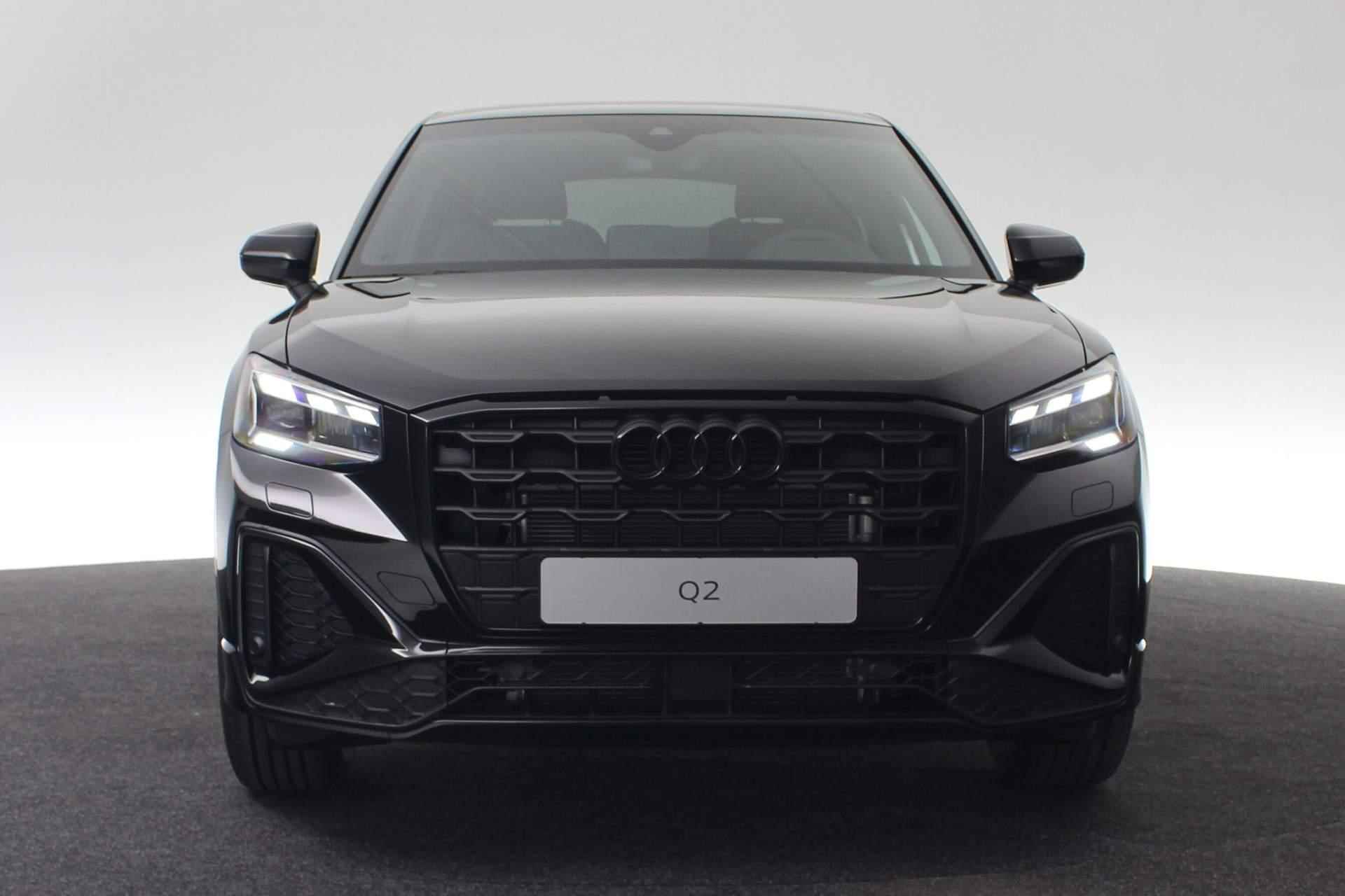 Audi Q2 S Edition 35 TFSI 150PK | Matrix LED | Stoelverwarming | Optiekpakket zwart plus | ACC | 17 inch - 16/37