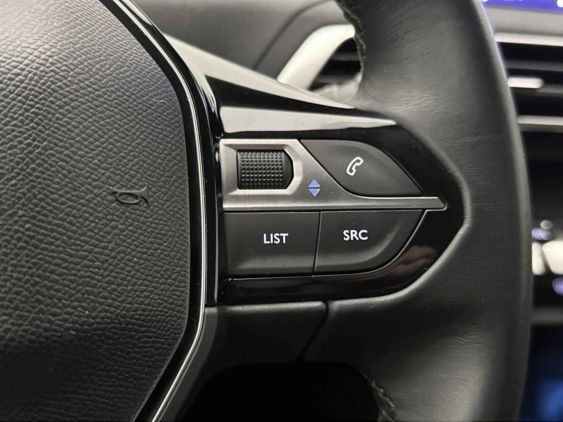 Peugeot 3008 SUV Première 130 pk | Navigatie | Achteruitrijcamera | Parkeersensoren Voor en Achter | Keyless Entry/Start | Elektrische Achterklep met Sensor | LED Dagrijverlichting | Climate Control | Cruise Control | 19" Lichtmetalen Velgen | Apple Carplay/Android Auto | - 19/35