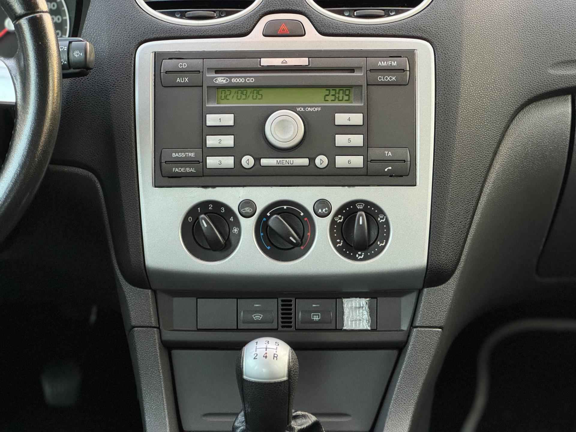 Ford Focus 1.6 Cruise Airco Voorruitverwarming LM velgen APK 07-25 Elek.ramen - 20/31